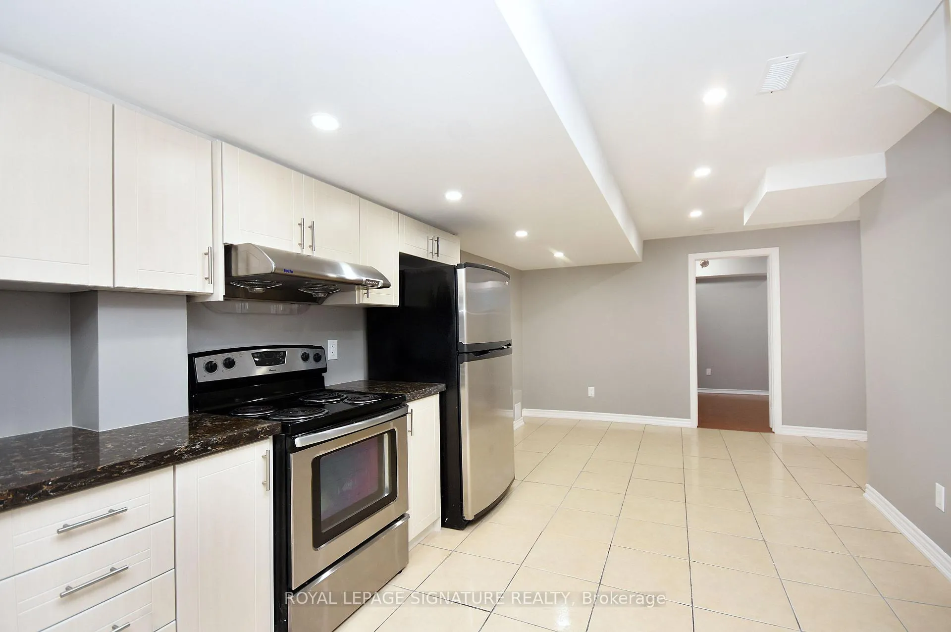 Photo 14 of 54 Palleschi Drive, Brampton, Bram East — HOMEH
