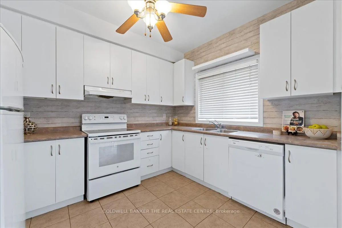 Photo 7 of 50 Pearcey Crescent, Barrie, Bayfield — HOMEH