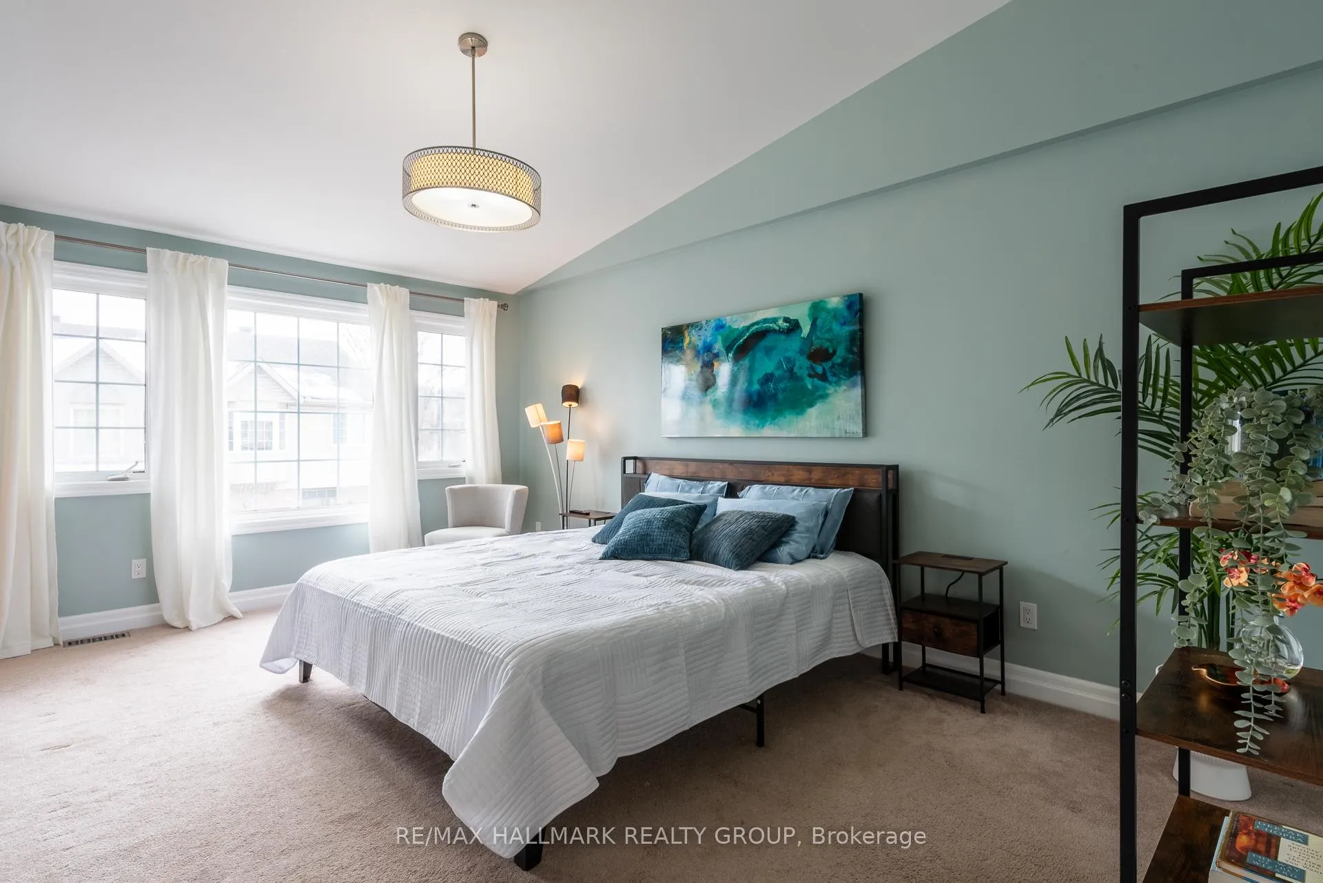 Photo 10 of Unit 4, 201 Station Boulevard, Ottawa, Riverview Park — HOMEH
