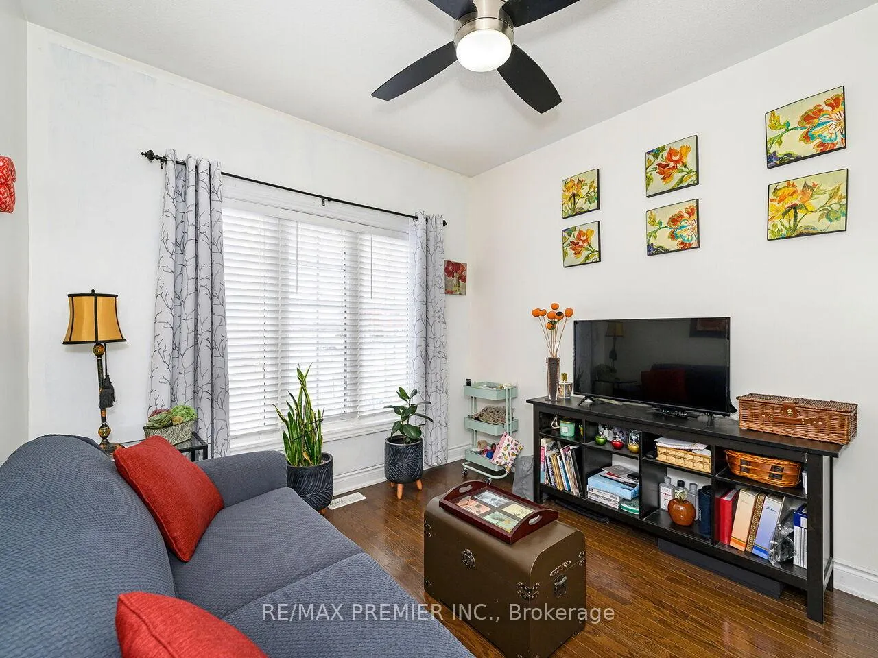 Photo 7 of 46 Ben Boy Avenue, King, Schomberg — HOMEH