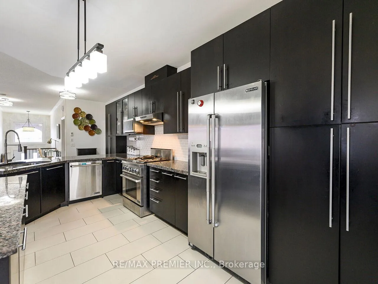 Photo 17 of 46 Ben Boy Avenue, King, Schomberg — HOMEH
