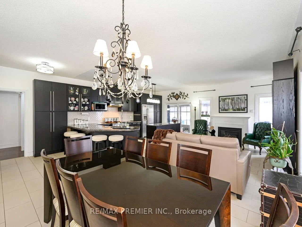 Photo 23 of 46 Ben Boy Avenue, King, Schomberg — HOMEH
