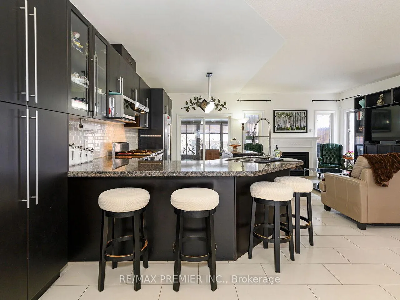 Photo 24 of 46 Ben Boy Avenue, King, Schomberg — HOMEH