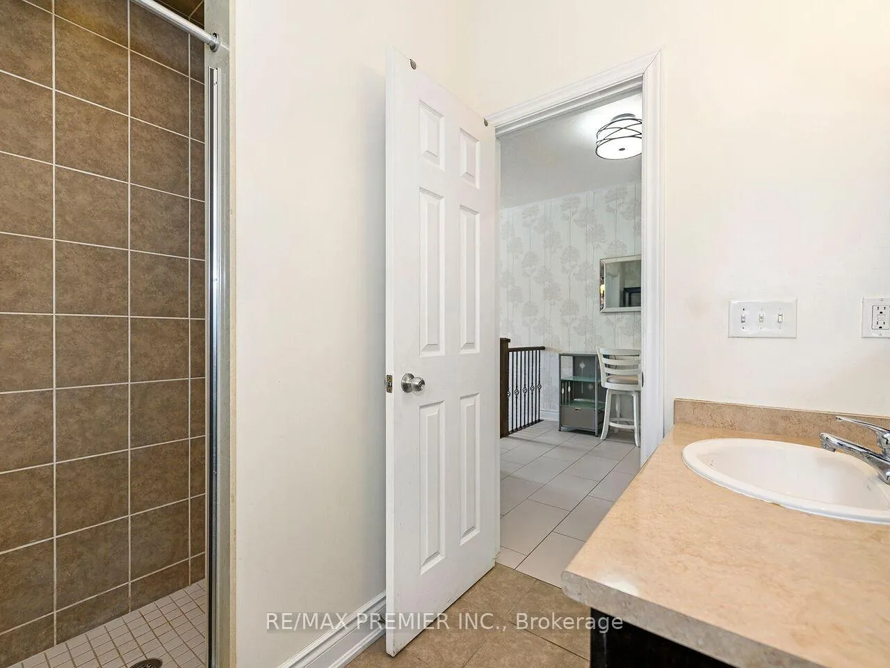 Photo 26 of 46 Ben Boy Avenue, King, Schomberg — HOMEH