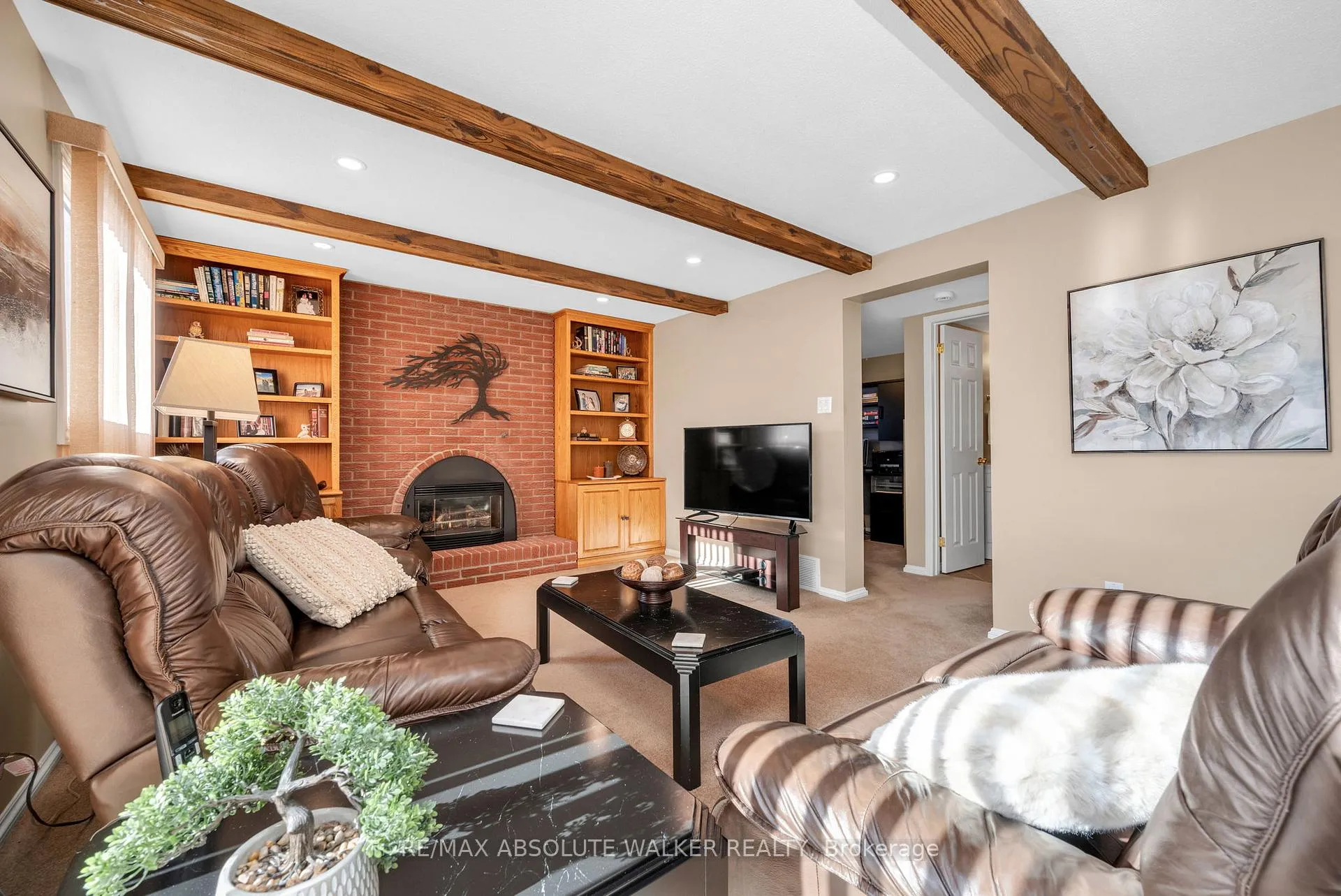 Photo 9 of 1768 Calumet Lane, Ottawa, Convent Glen South — HOMEH