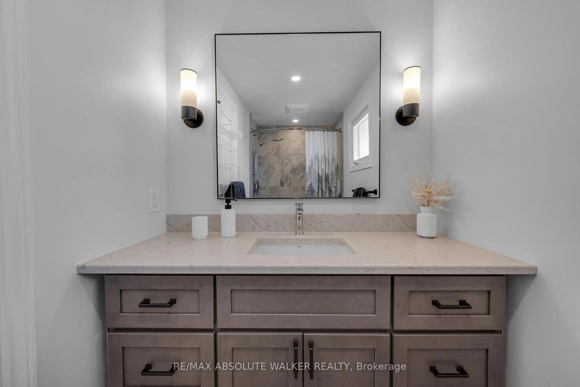 Photo 24 of 1768 Calumet Lane, Ottawa, Convent Glen South — HOMEH