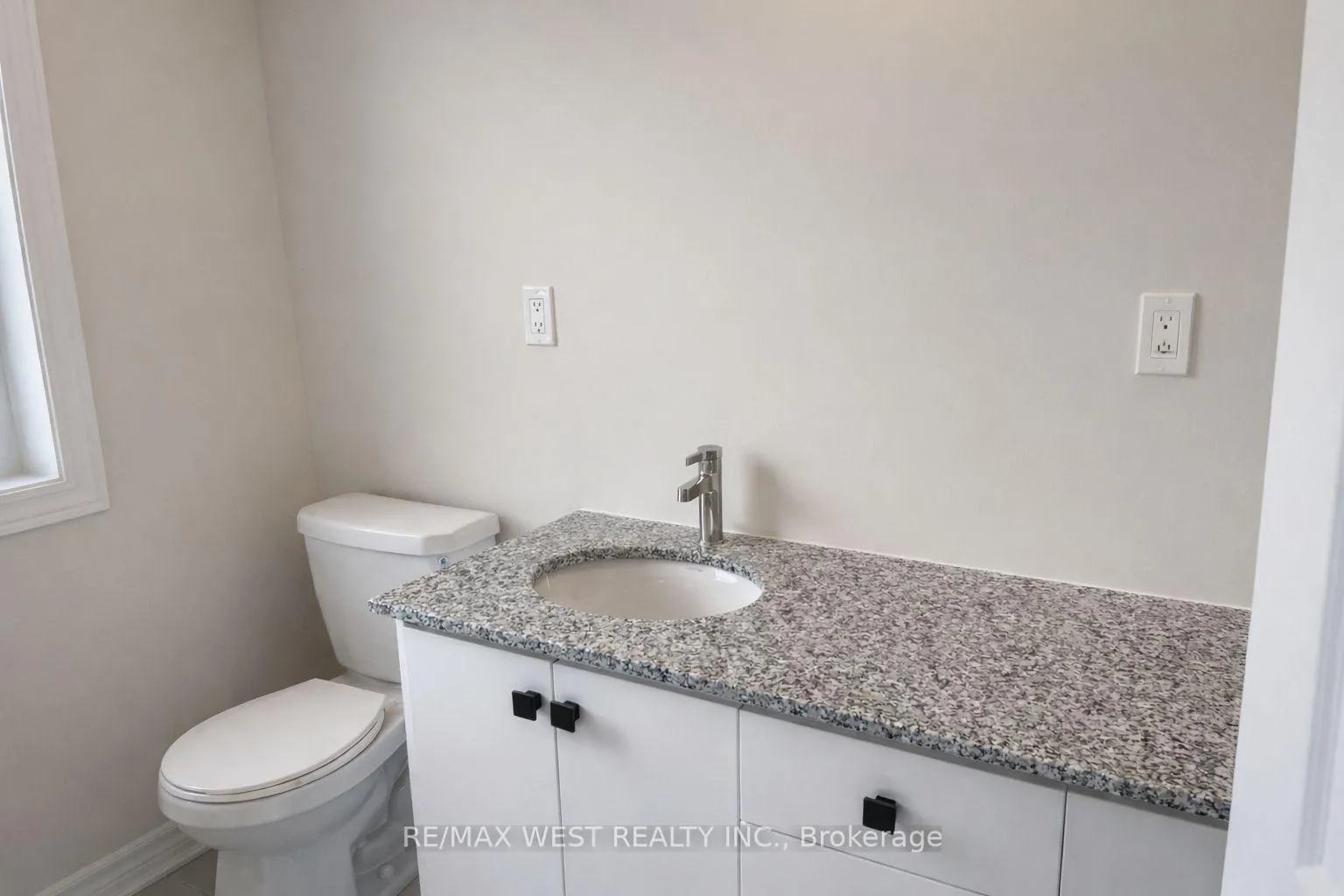 Photo 13 of 217 Huron Street, Oshawa, Central — HOMEH
