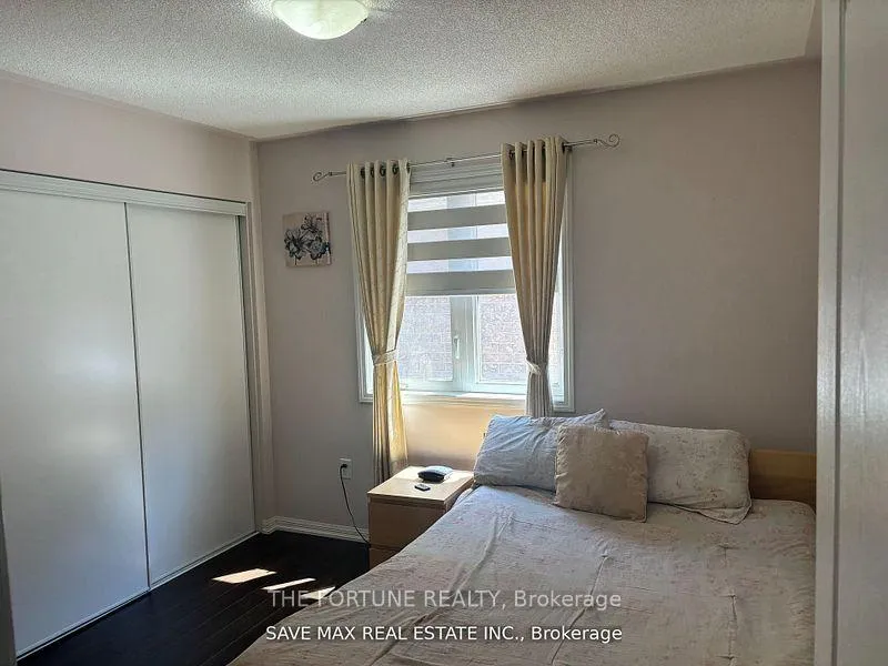 Photo 3 of 66 Seascape(Upper) Crescent, Brampton, Bram East — HOMEH