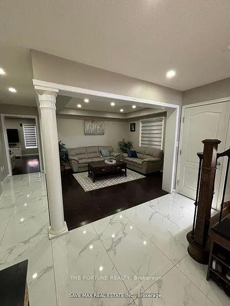 Photo 11 of 66 Seascape(Upper) Crescent, Brampton, Bram East — HOMEH