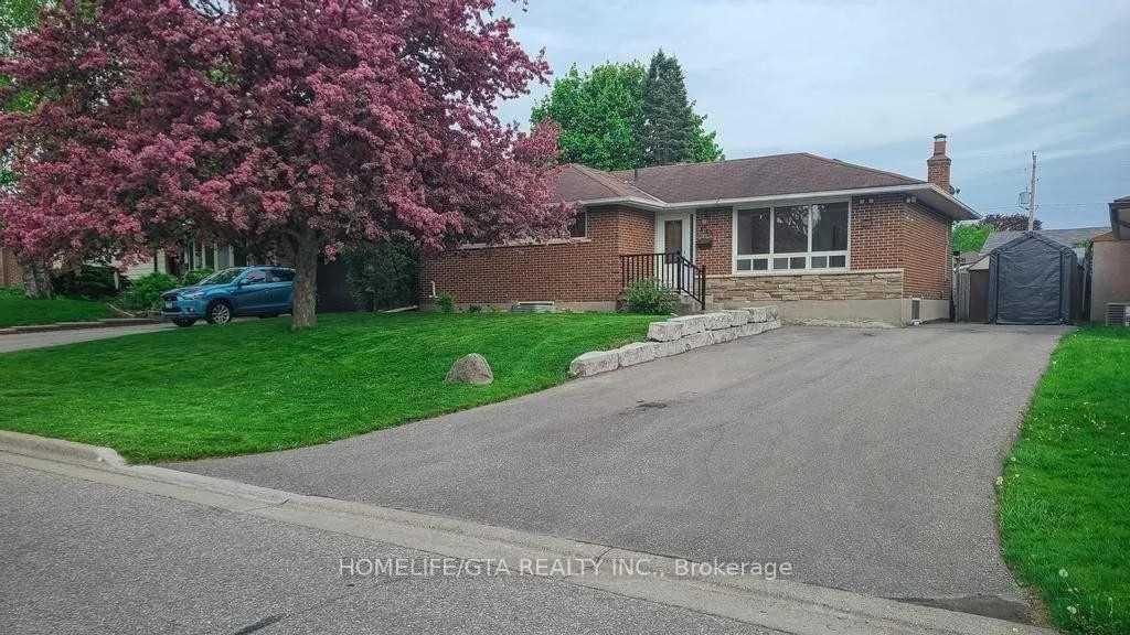 Photo 6 of 645 Buchan Avenue, Oshawa, McLaughlin — HOMEH