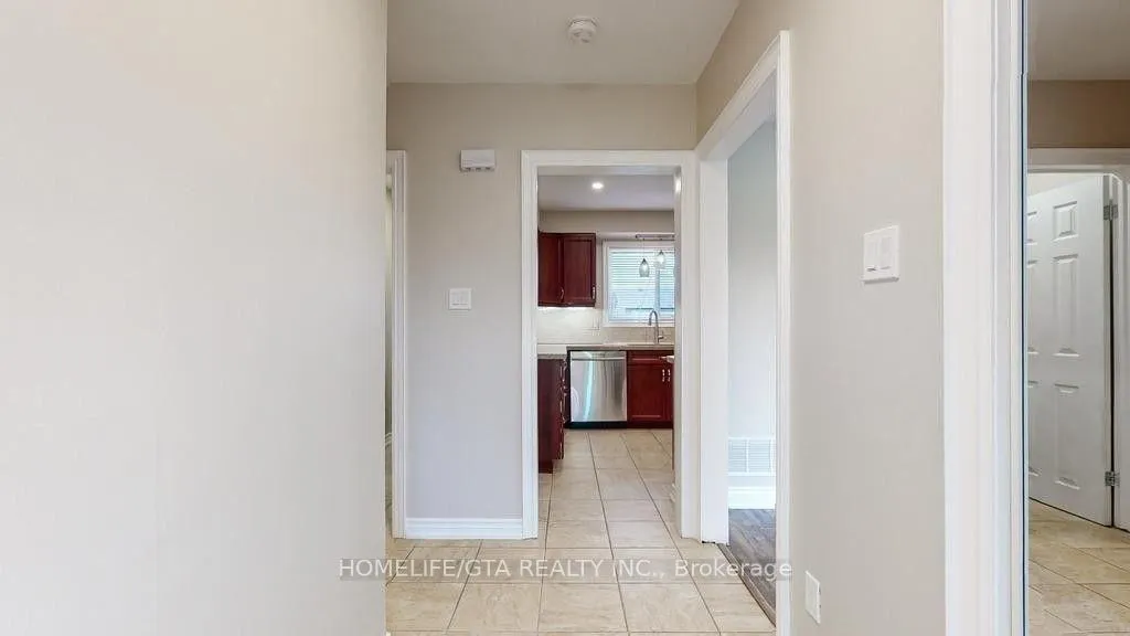Photo 9 of 645 Buchan Avenue, Oshawa, McLaughlin — HOMEH