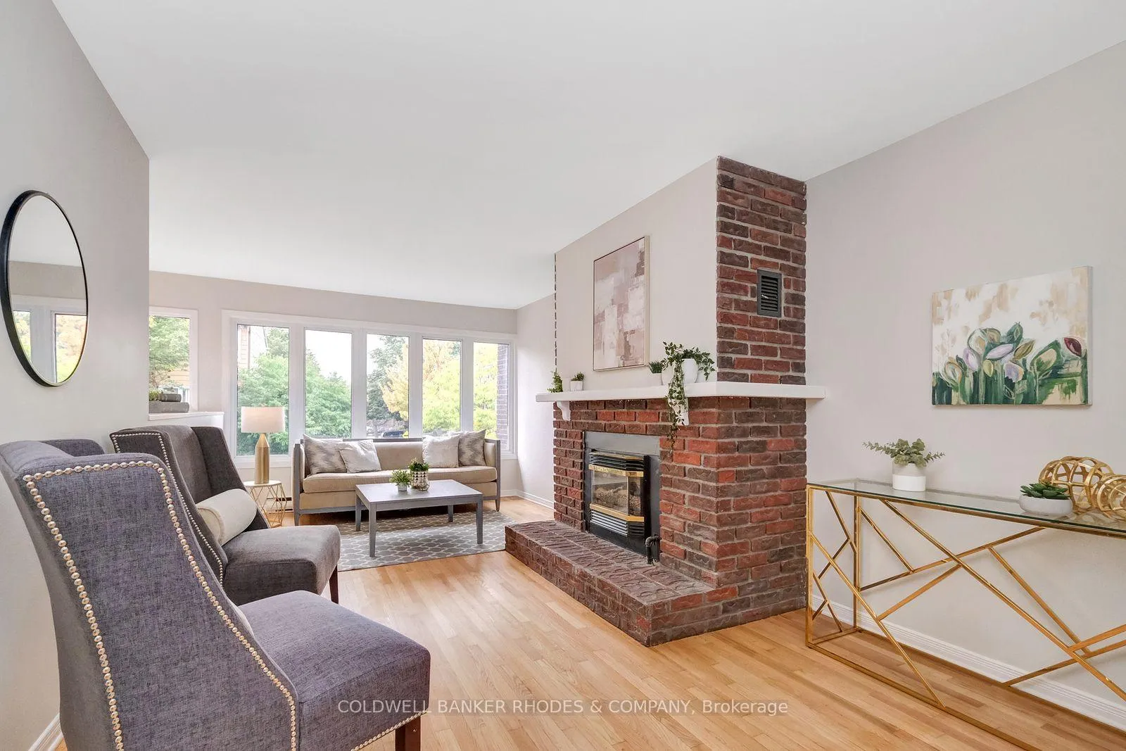 Photo 5 of 2098 Eric Crescent, Ottawa, Pineview — HOMEH