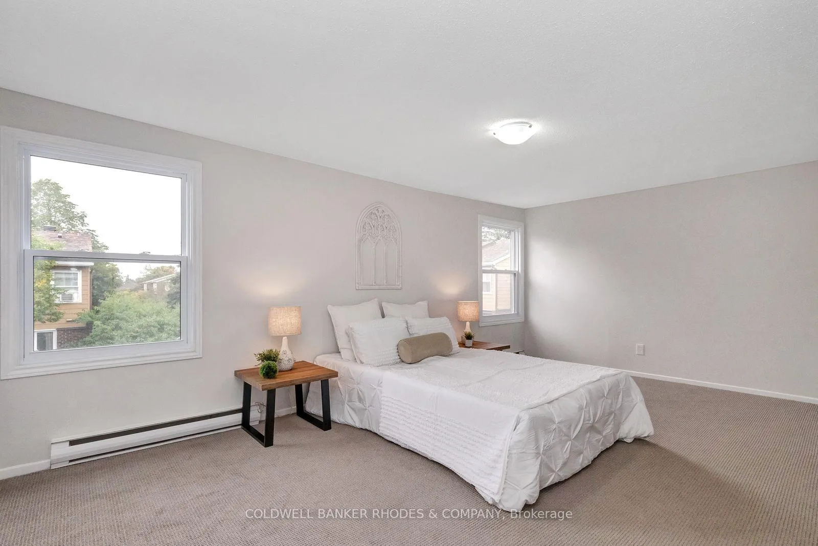 Photo 17 of 2098 Eric Crescent, Ottawa, Pineview — HOMEH