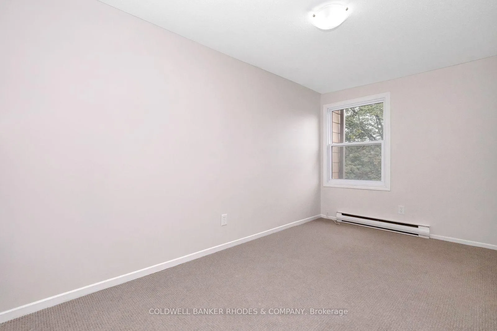 Photo 20 of 2098 Eric Crescent, Ottawa, Pineview — HOMEH