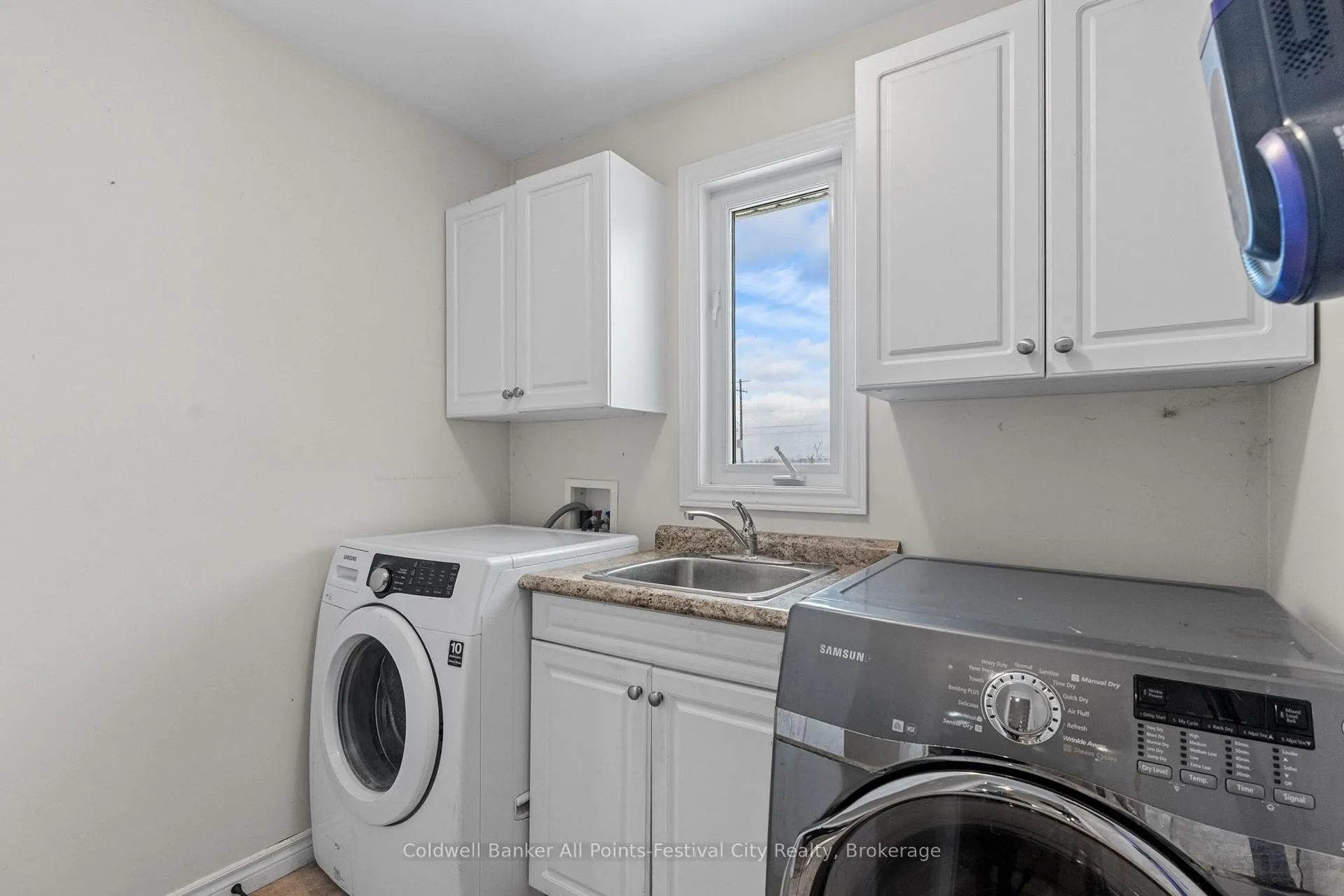 Photo 26 of 184 Toronto Boulevard, Huron East, Vanastra — HOMEH