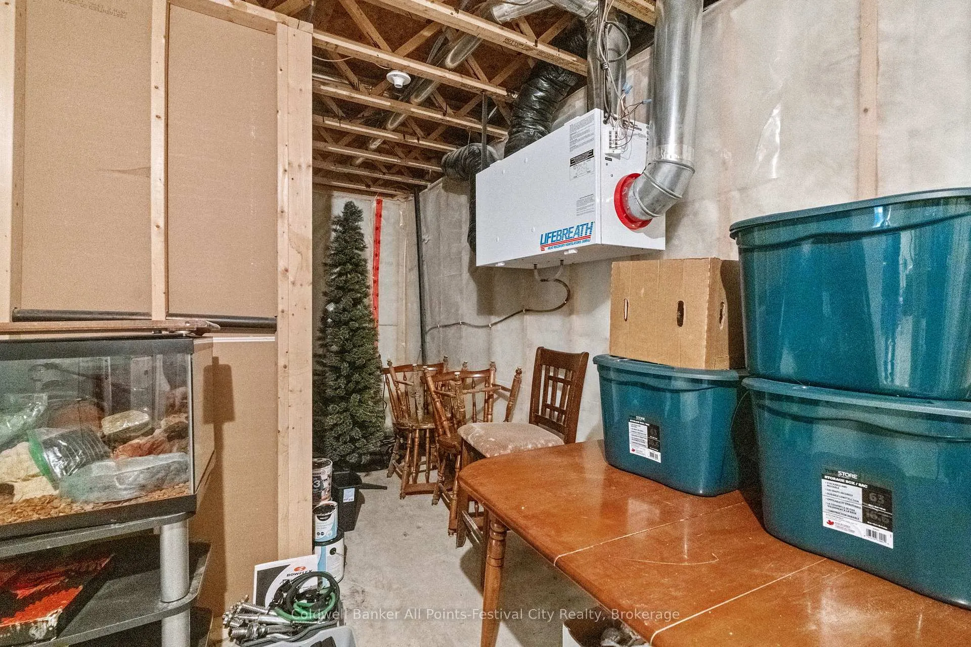 Photo 38 of 184 Toronto Boulevard, Huron East, Vanastra — HOMEH