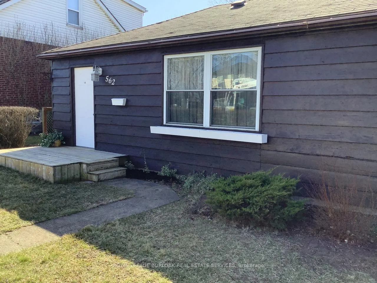 Photo 2 of 562 Beach Boulevard, Hamilton, Hamilton Beach — HOMEH