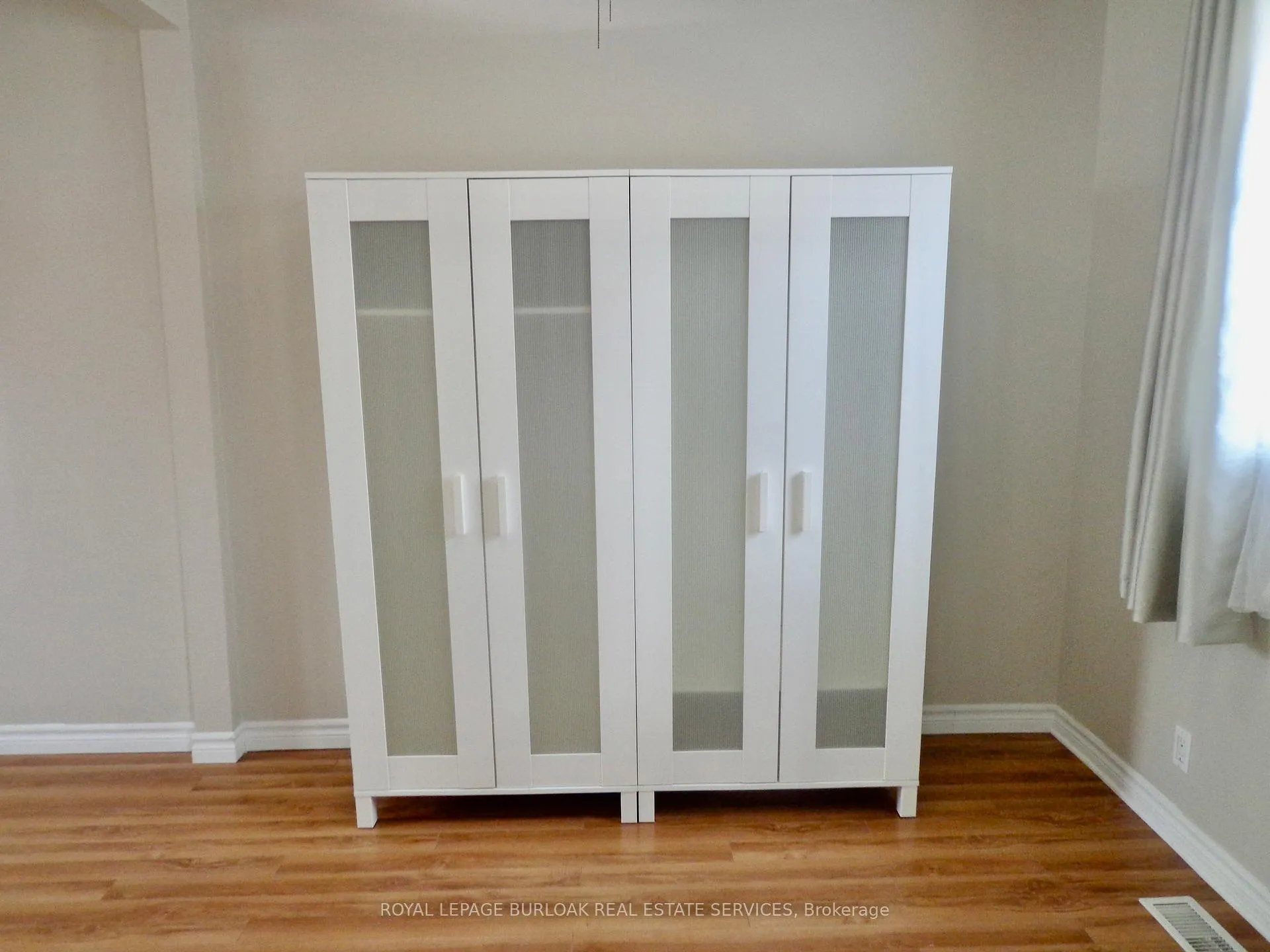 Photo 12 of 562 Beach Boulevard, Hamilton, Hamilton Beach — HOMEH