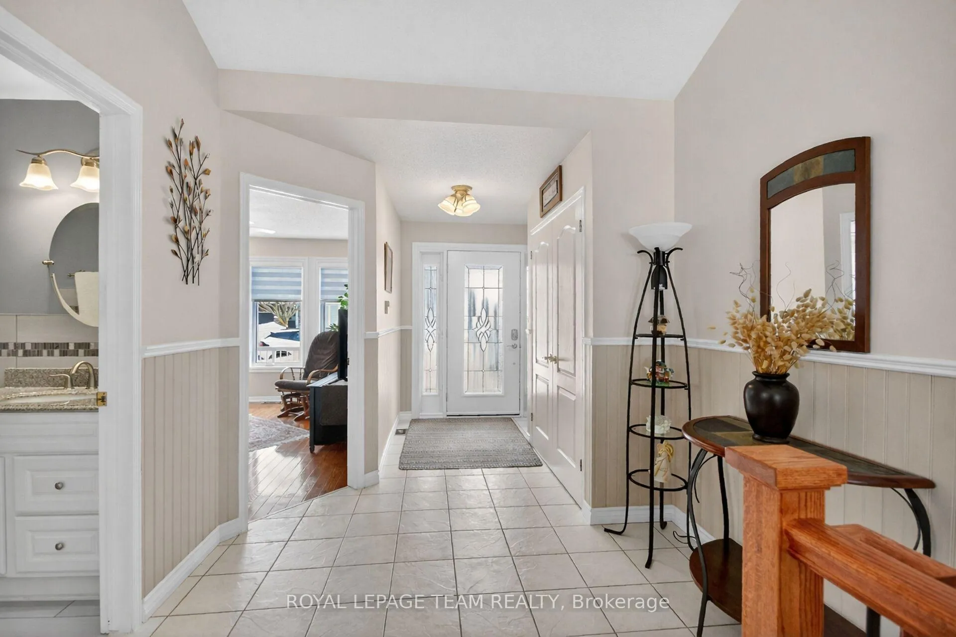 Photo 4 of 26 Settlers Ridge Way, Ottawa, Barrhaven - Longfields — HOMEH