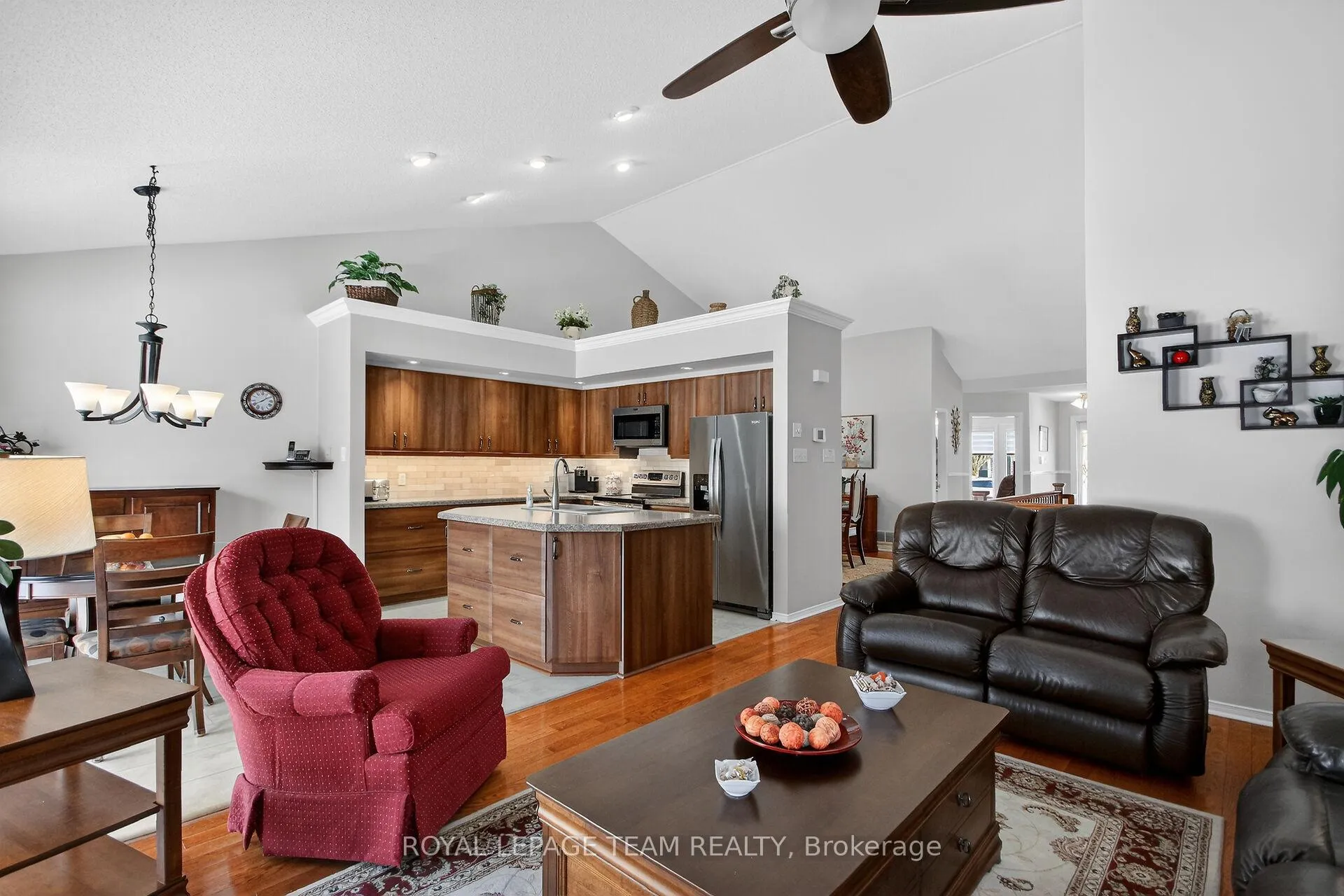 Photo 15 of 26 Settlers Ridge Way, Ottawa, Barrhaven - Longfields — HOMEH