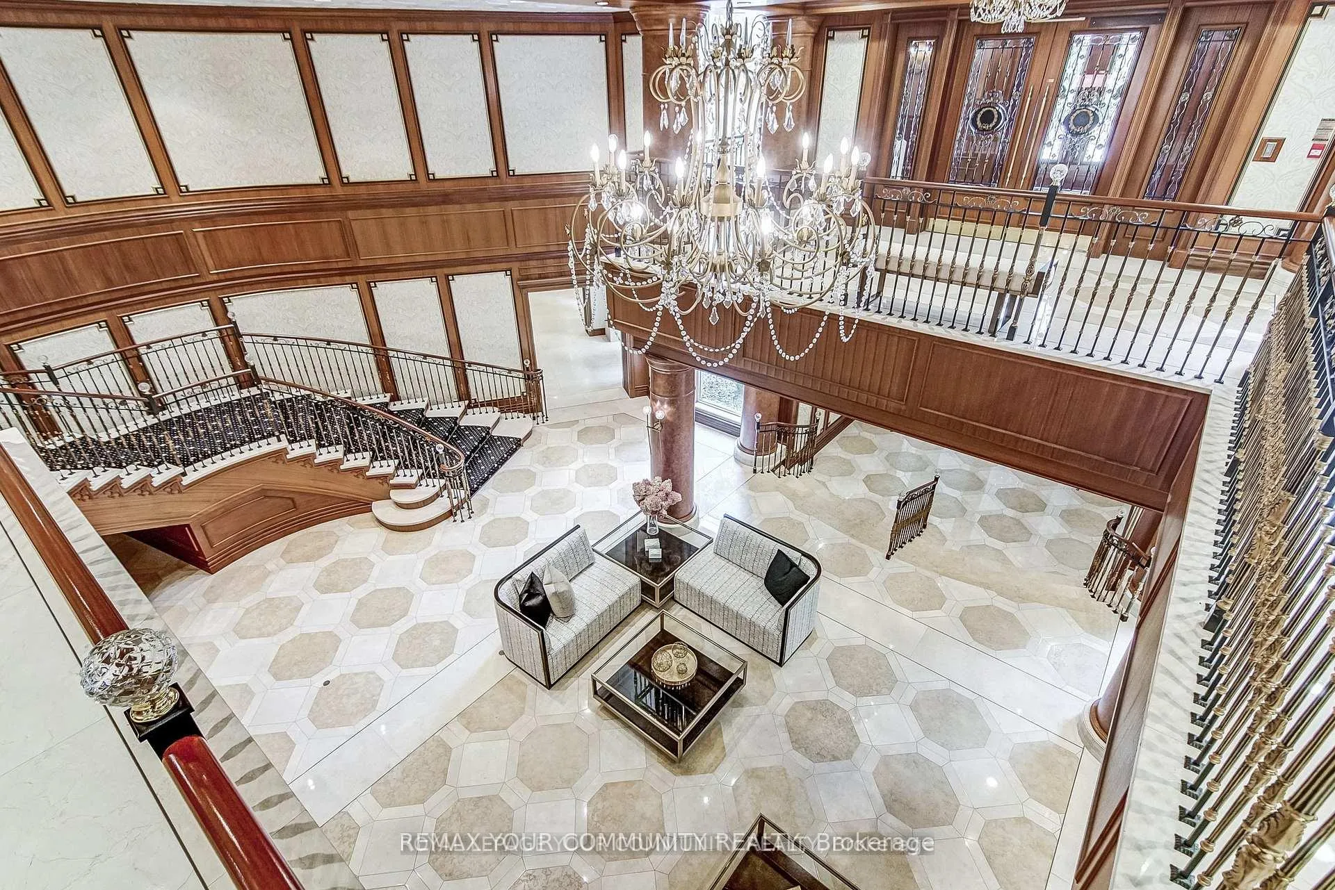 Photo 7 of Unit 304, 7071 Bayview Avenue, Markham, Bayview Glen — HOMEH