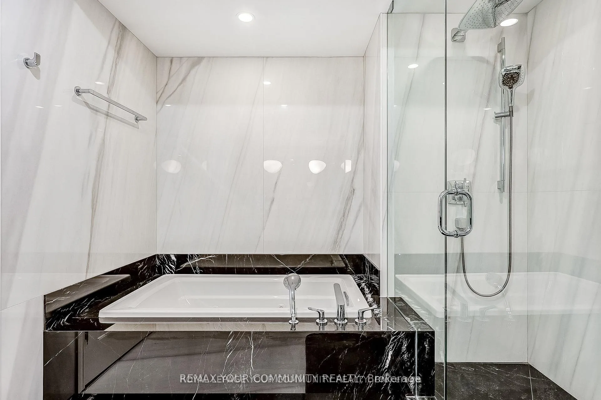 Photo 28 of Unit 304, 7071 Bayview Avenue, Markham, Bayview Glen — HOMEH