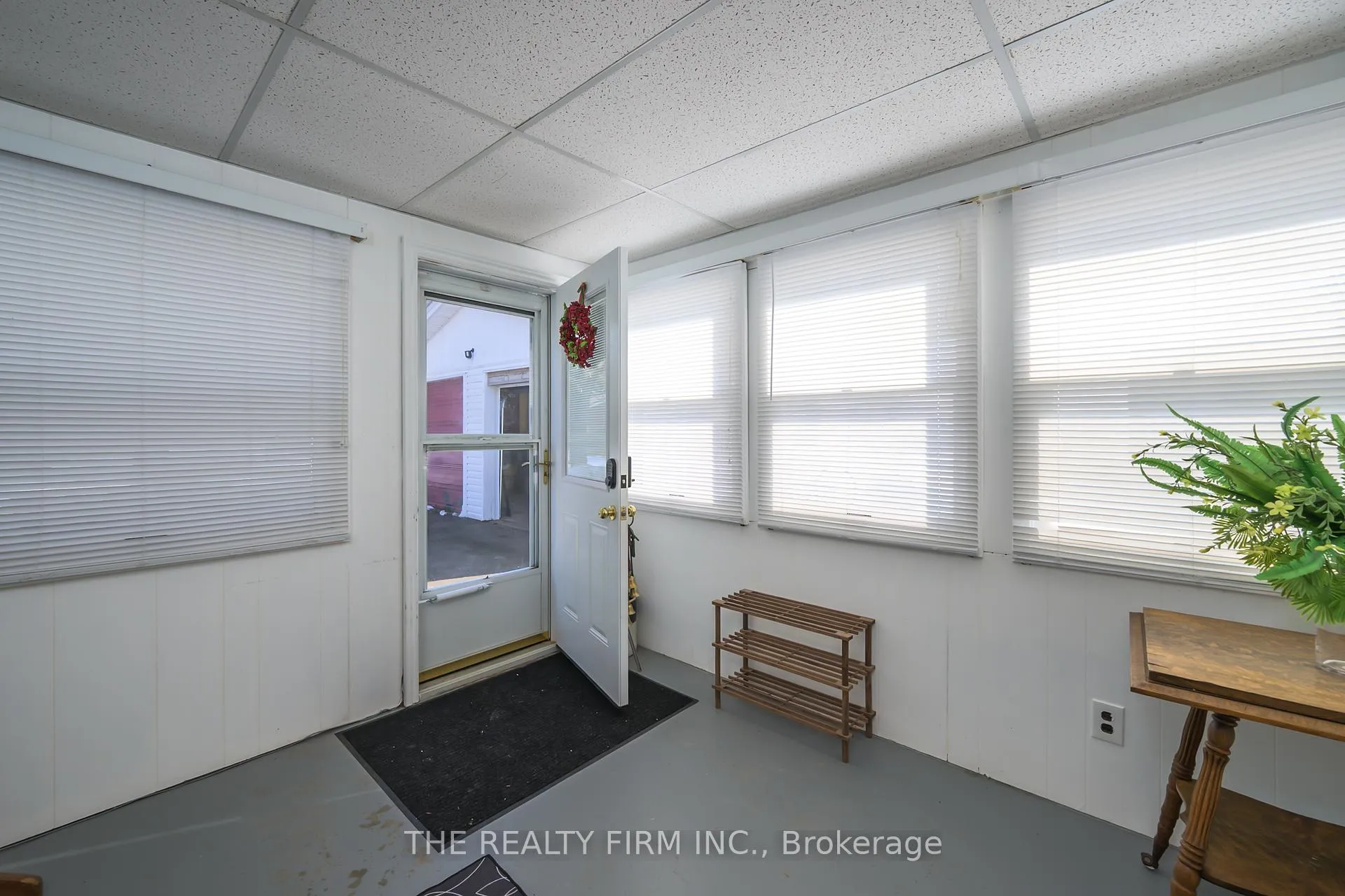 Photo 4 of 15233 Medway Road, Middlesex Centre, Ballymote — HOMEH