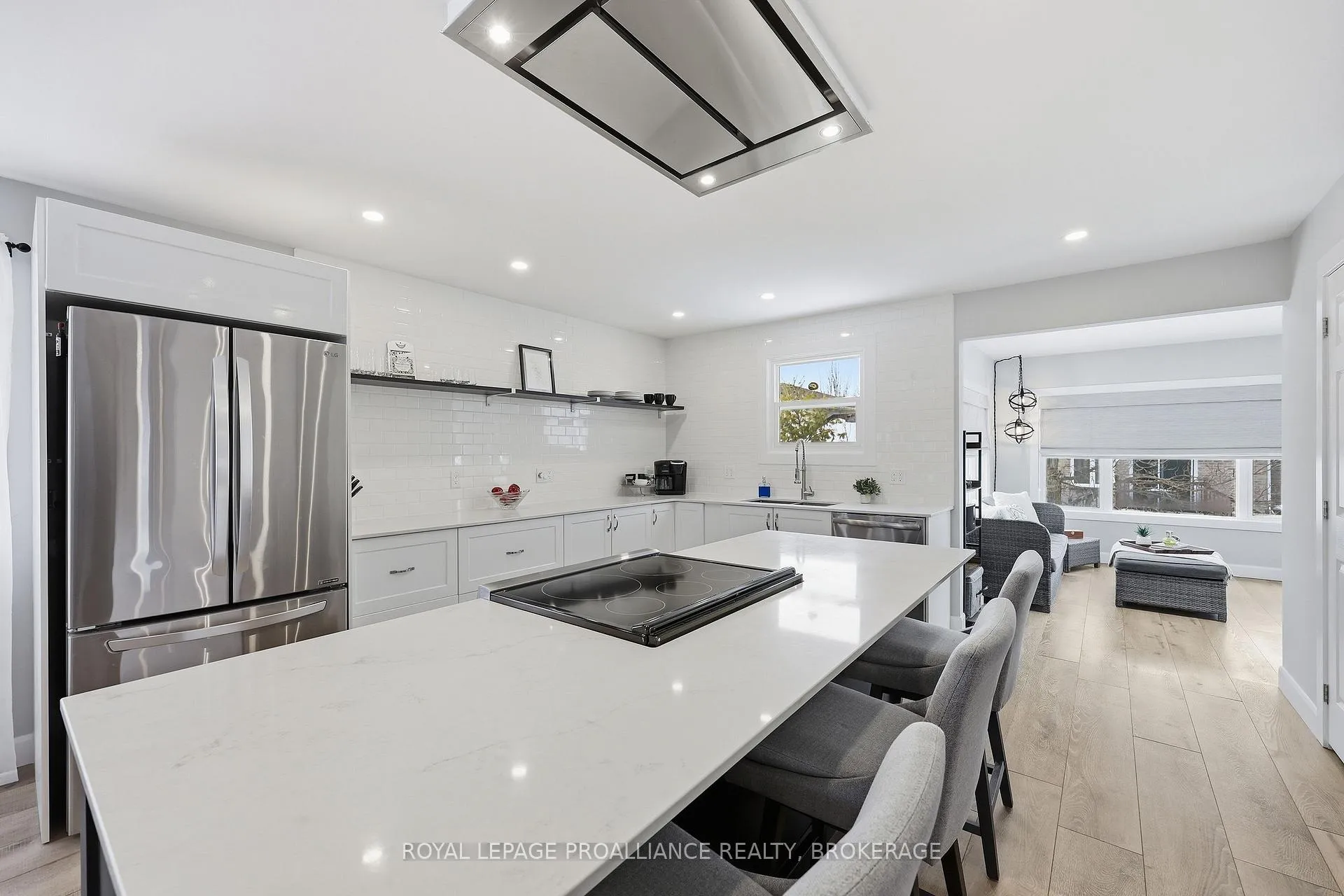 Photo 11 of 719 Muirfield Crescent, Kingston, East Gardiners Rd — HOMEH