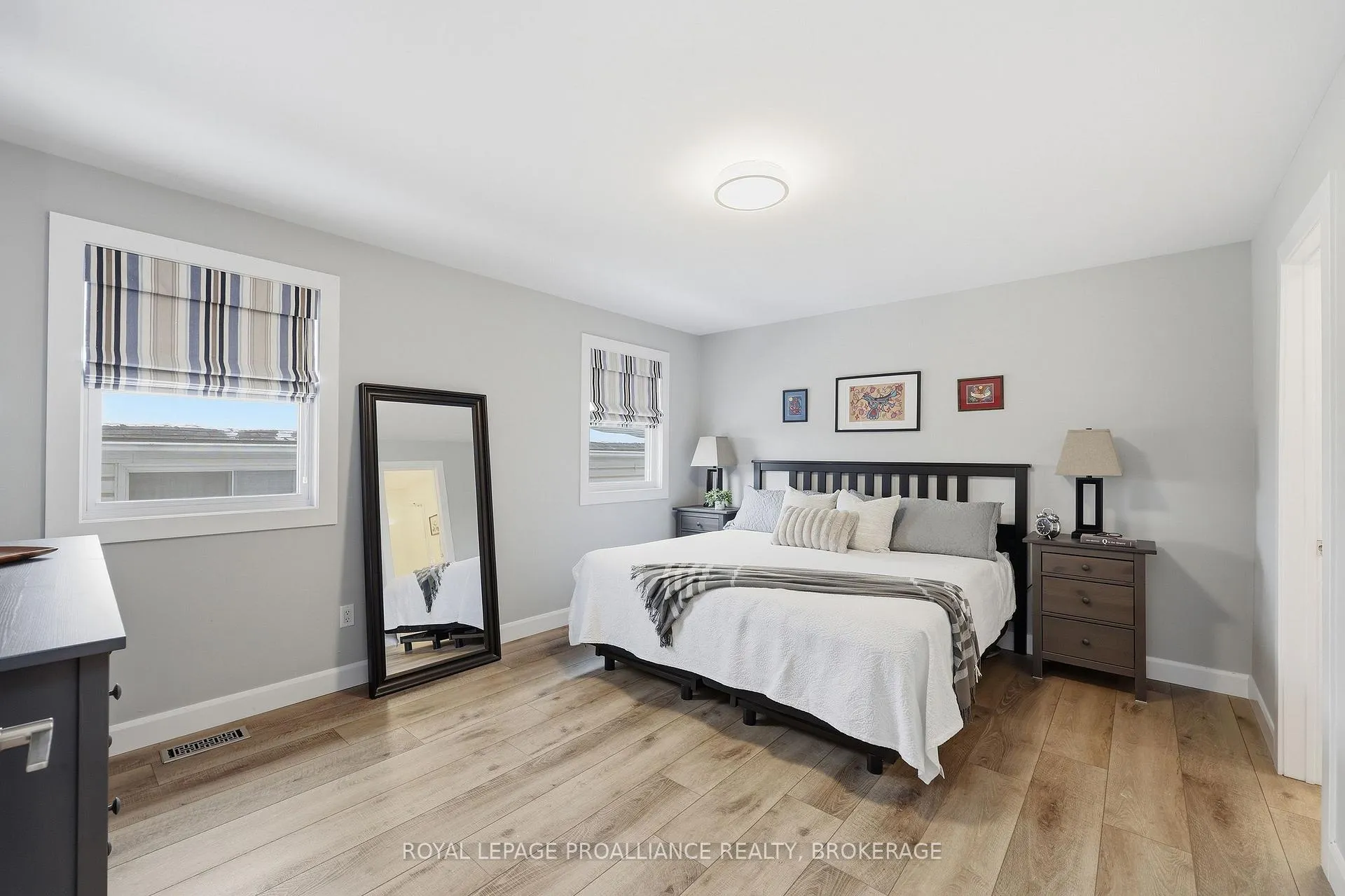 Photo 21 of 719 Muirfield Crescent, Kingston, East Gardiners Rd — HOMEH