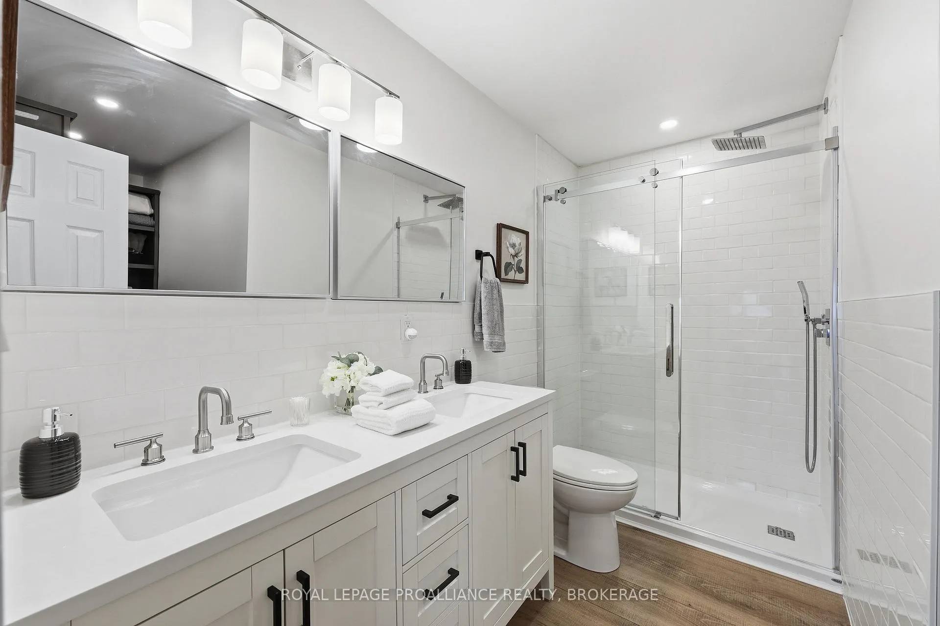 Photo 24 of 719 Muirfield Crescent, Kingston, East Gardiners Rd — HOMEH