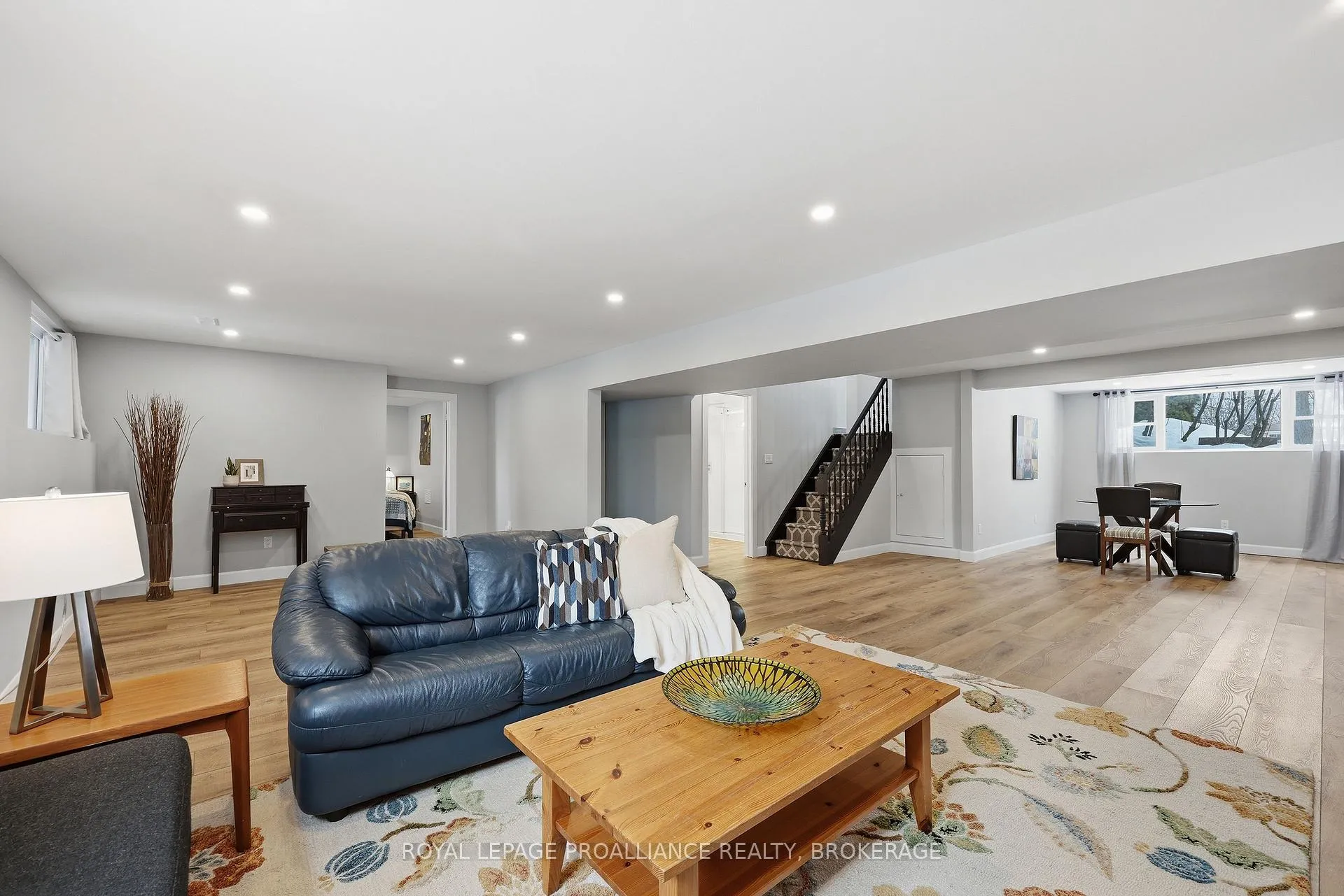Photo 30 of 719 Muirfield Crescent, Kingston, East Gardiners Rd — HOMEH