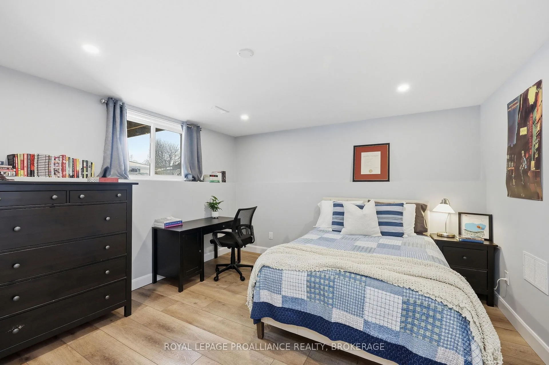 Photo 35 of 719 Muirfield Crescent, Kingston, East Gardiners Rd — HOMEH