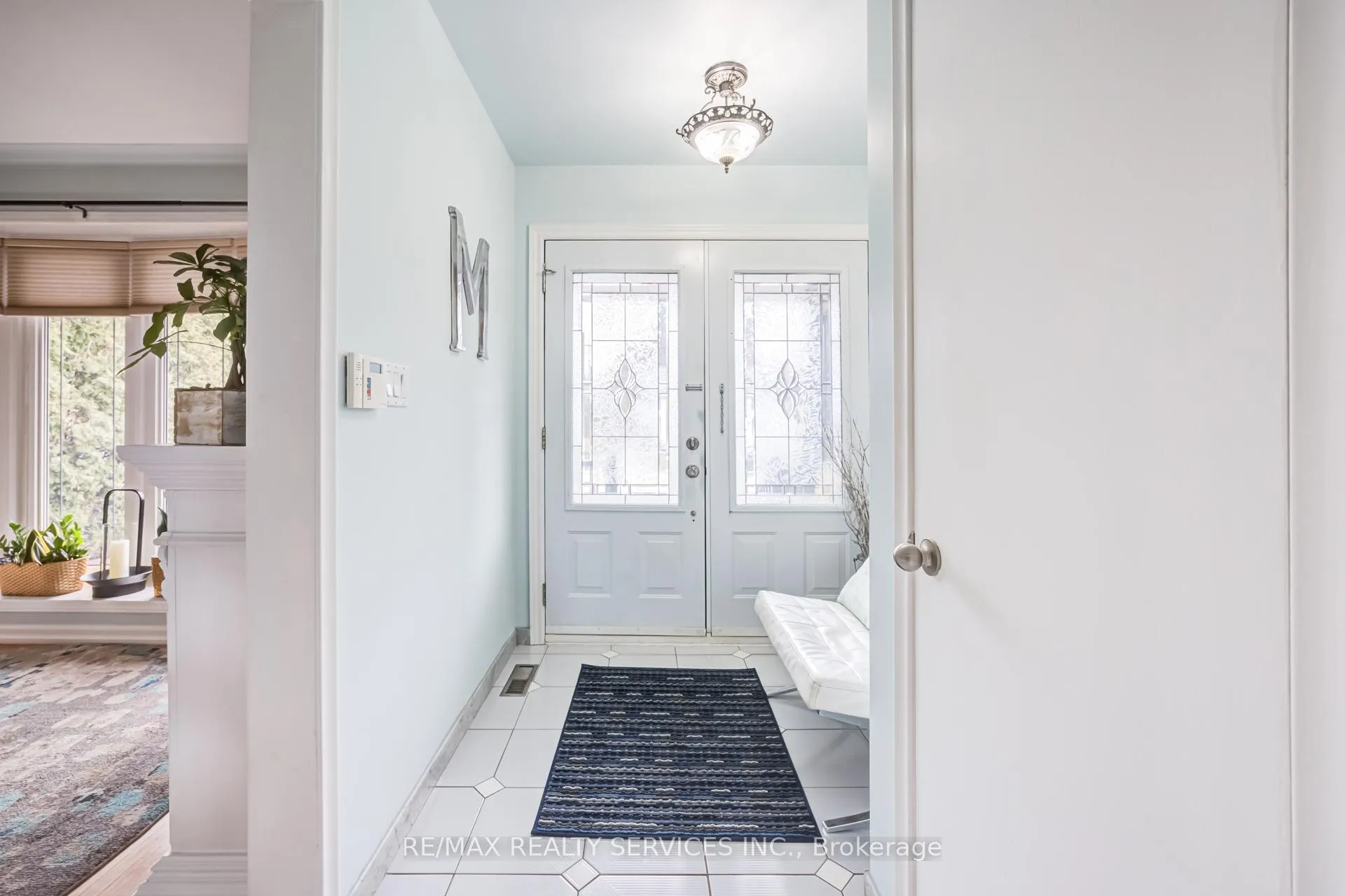 Photo 6 of 761 Sunset Road, Burlington, LaSalle — HOMEH