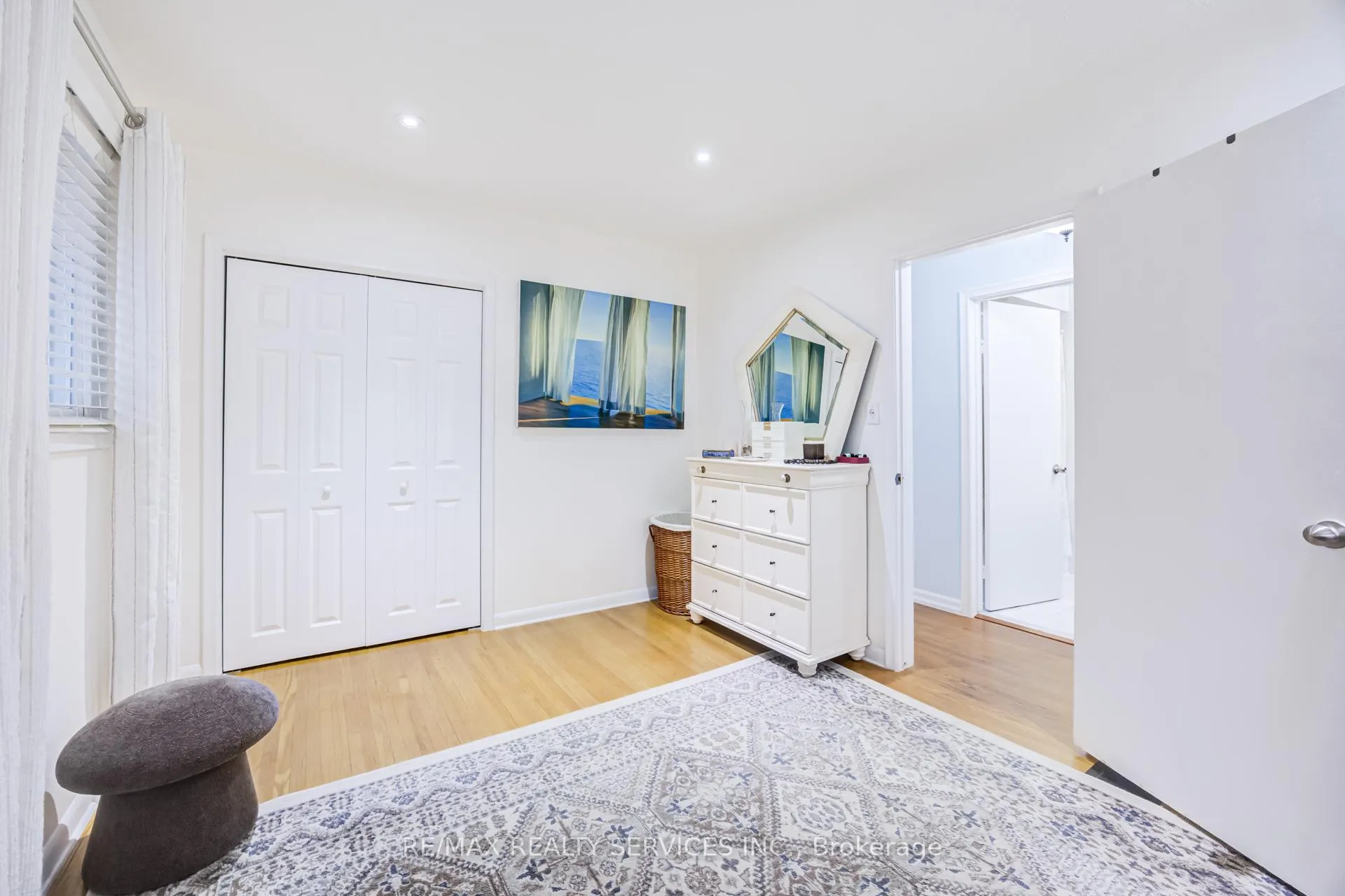Photo 22 of 761 Sunset Road, Burlington, LaSalle — HOMEH