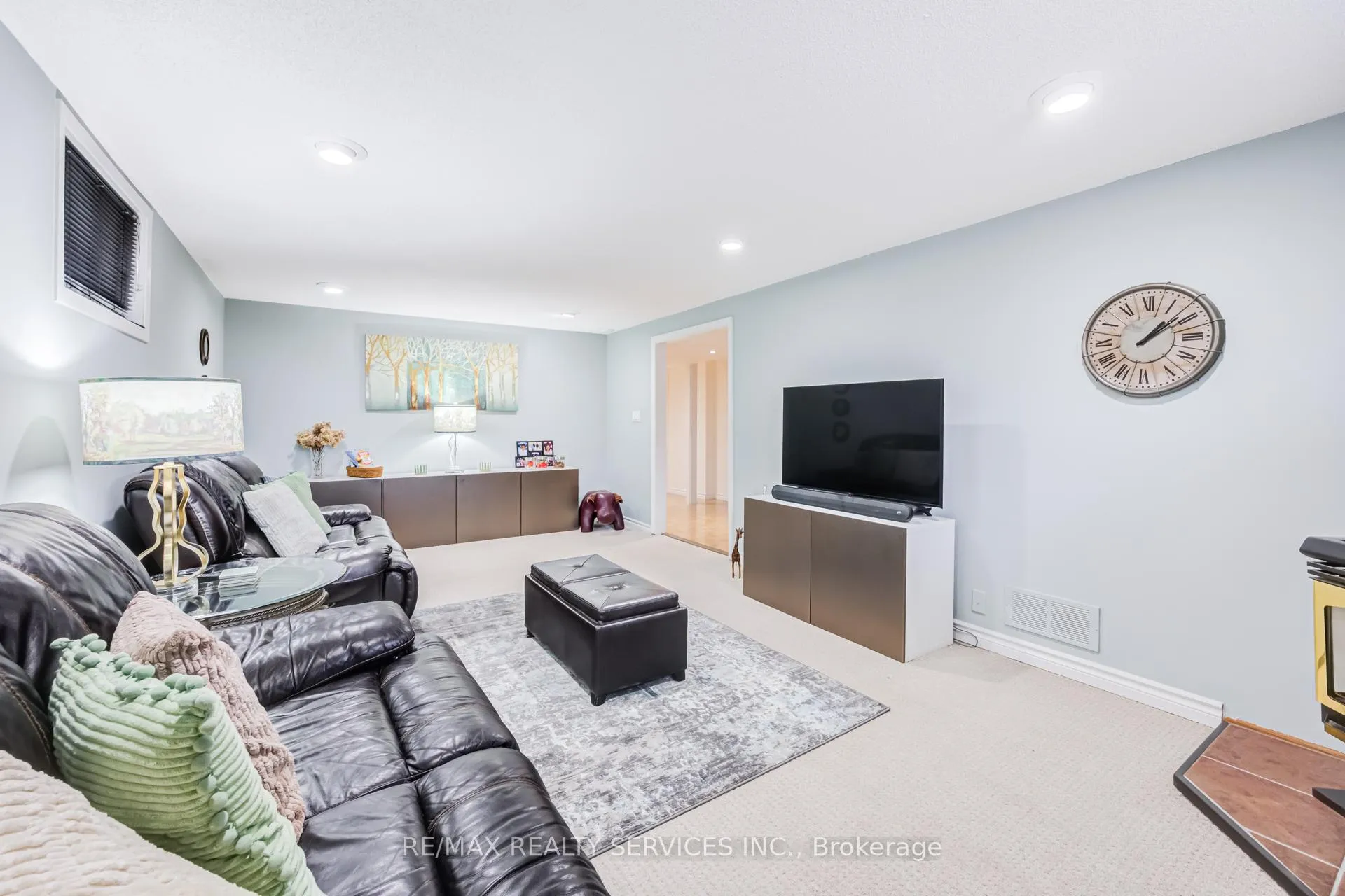 Photo 32 of 761 Sunset Road, Burlington, LaSalle — HOMEH