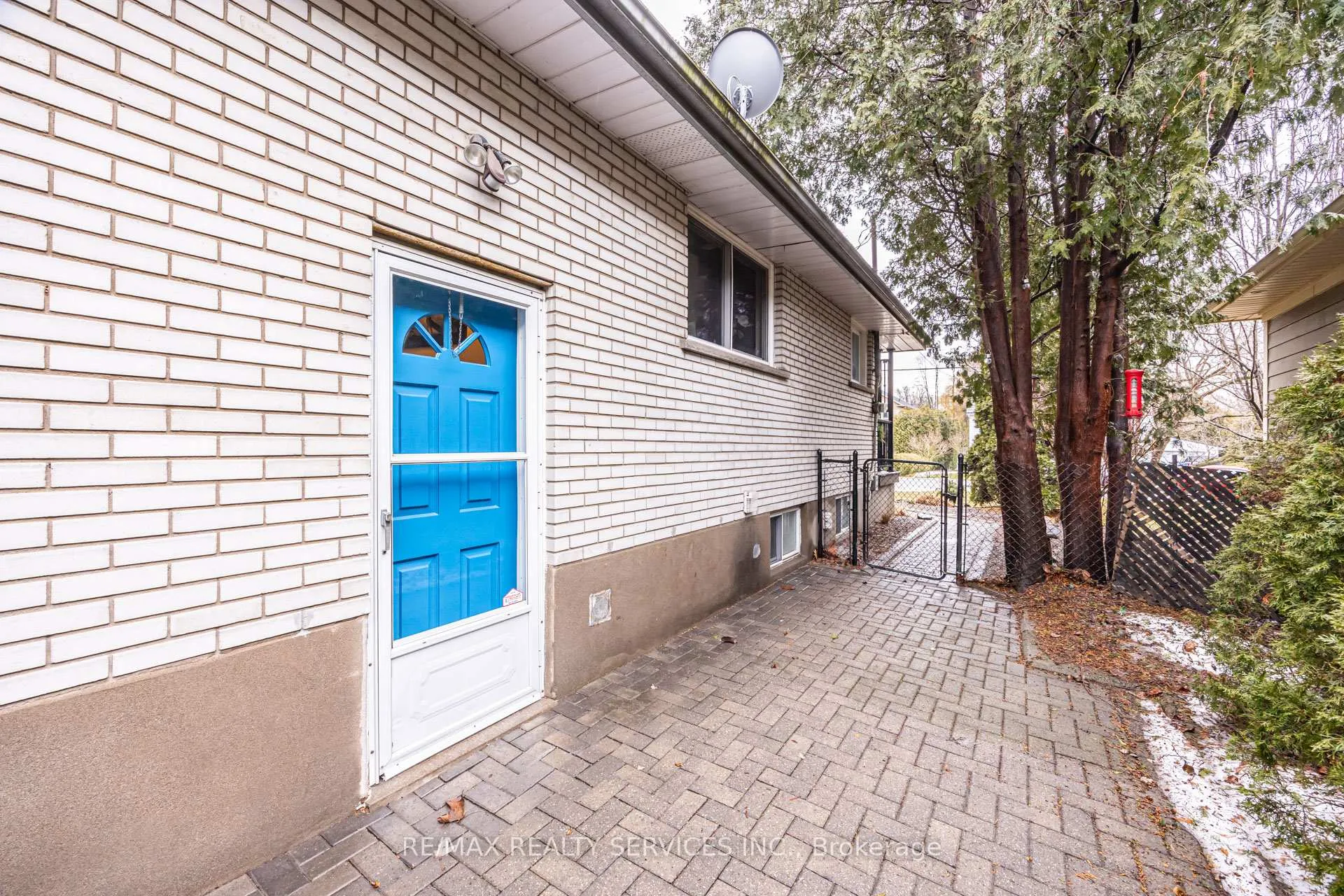 Photo 40 of 761 Sunset Road, Burlington, LaSalle — HOMEH