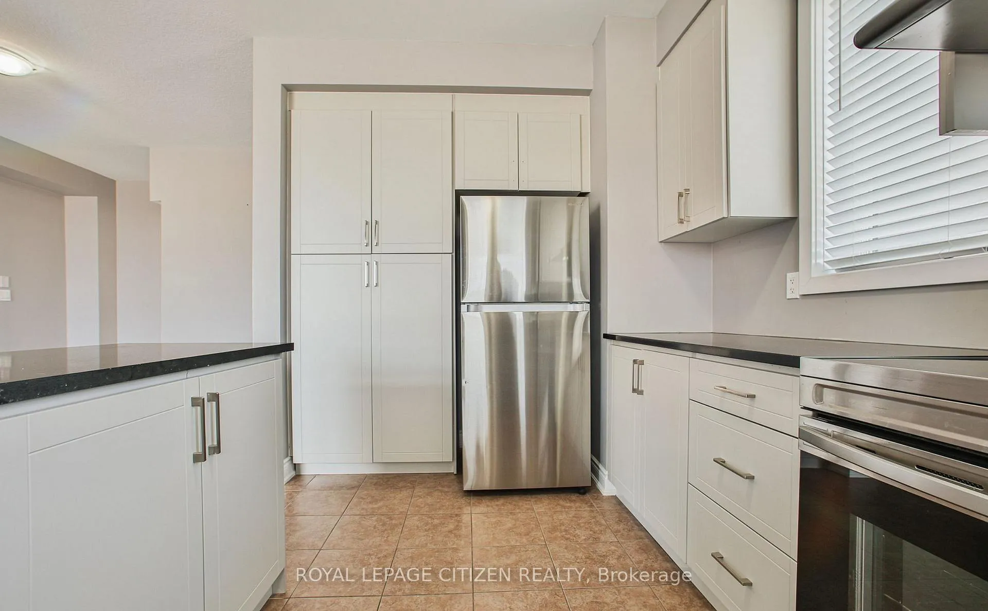 Photo 9 of Unit 102, 590 N Service Road E, Hamilton, Stoney Creek Industrial — HOMEH