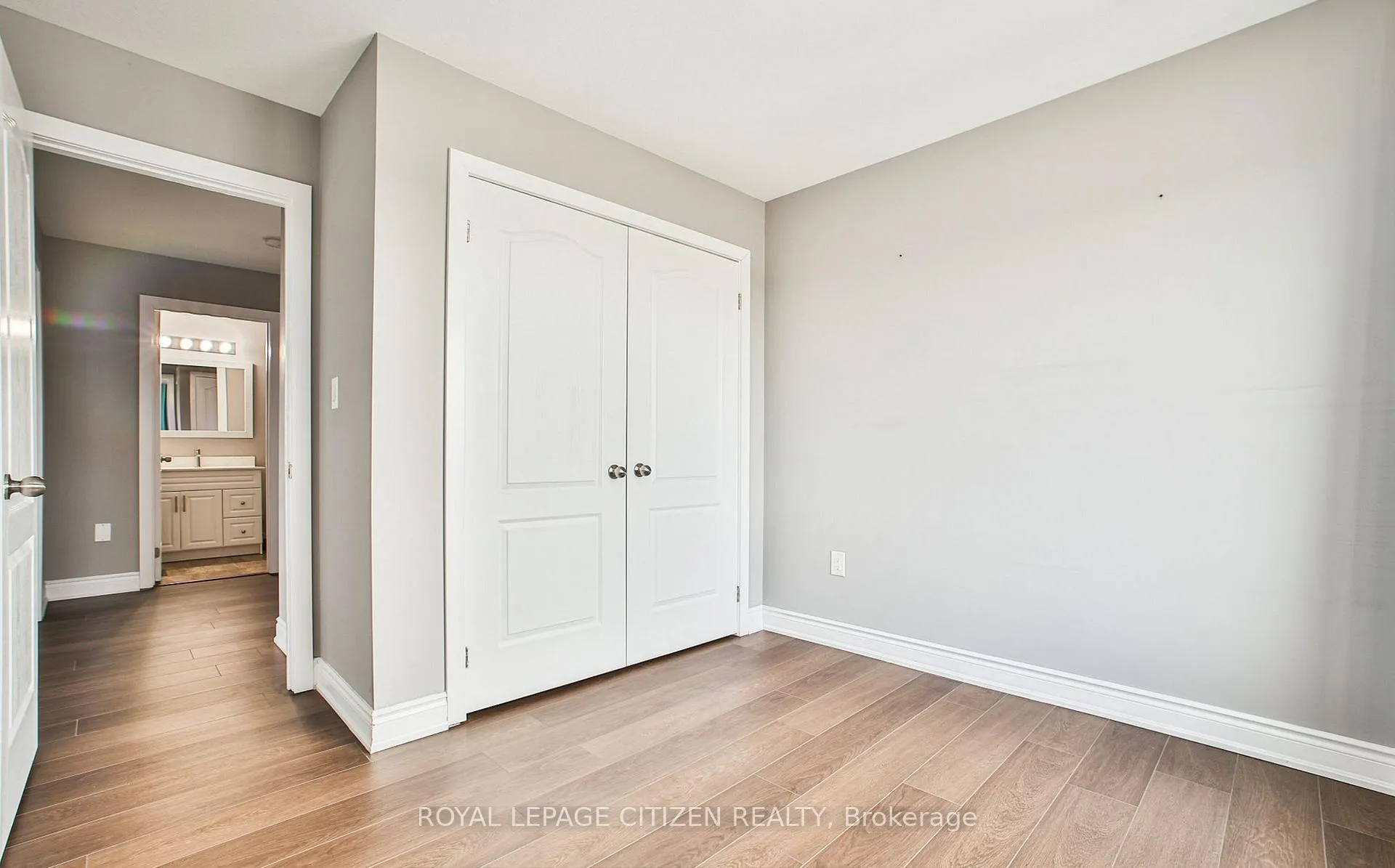 Photo 11 of Unit 102, 590 N Service Road E, Hamilton, Stoney Creek Industrial — HOMEH