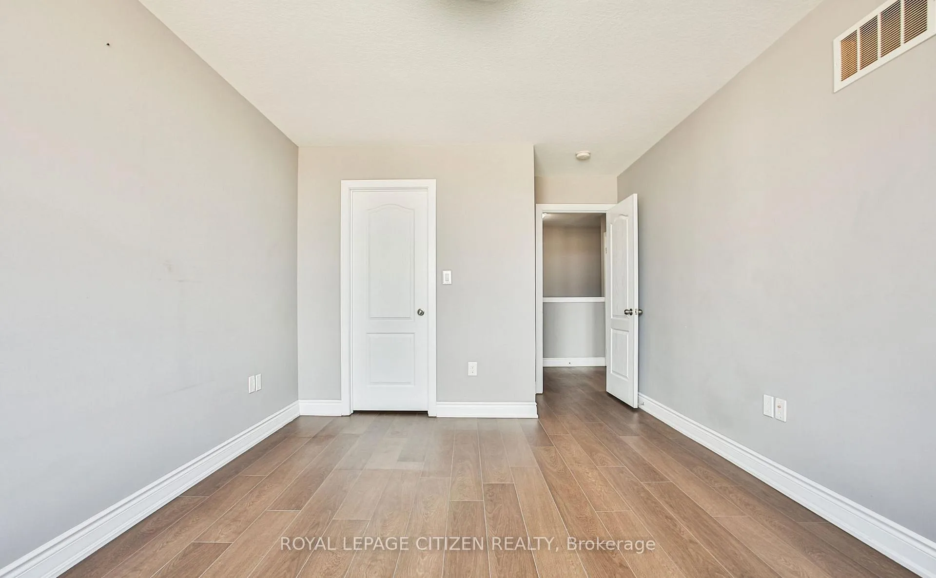 Photo 12 of Unit 102, 590 N Service Road E, Hamilton, Stoney Creek Industrial — HOMEH