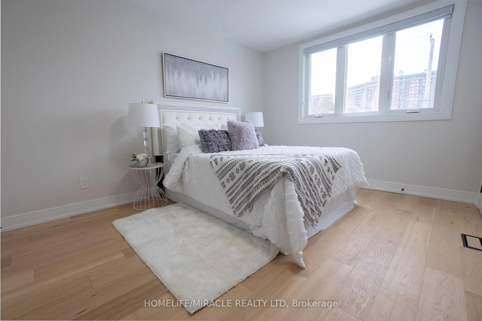 Photo 15 of 12 Thyra Avenue, Toronto, Crescent Town — HOMEH