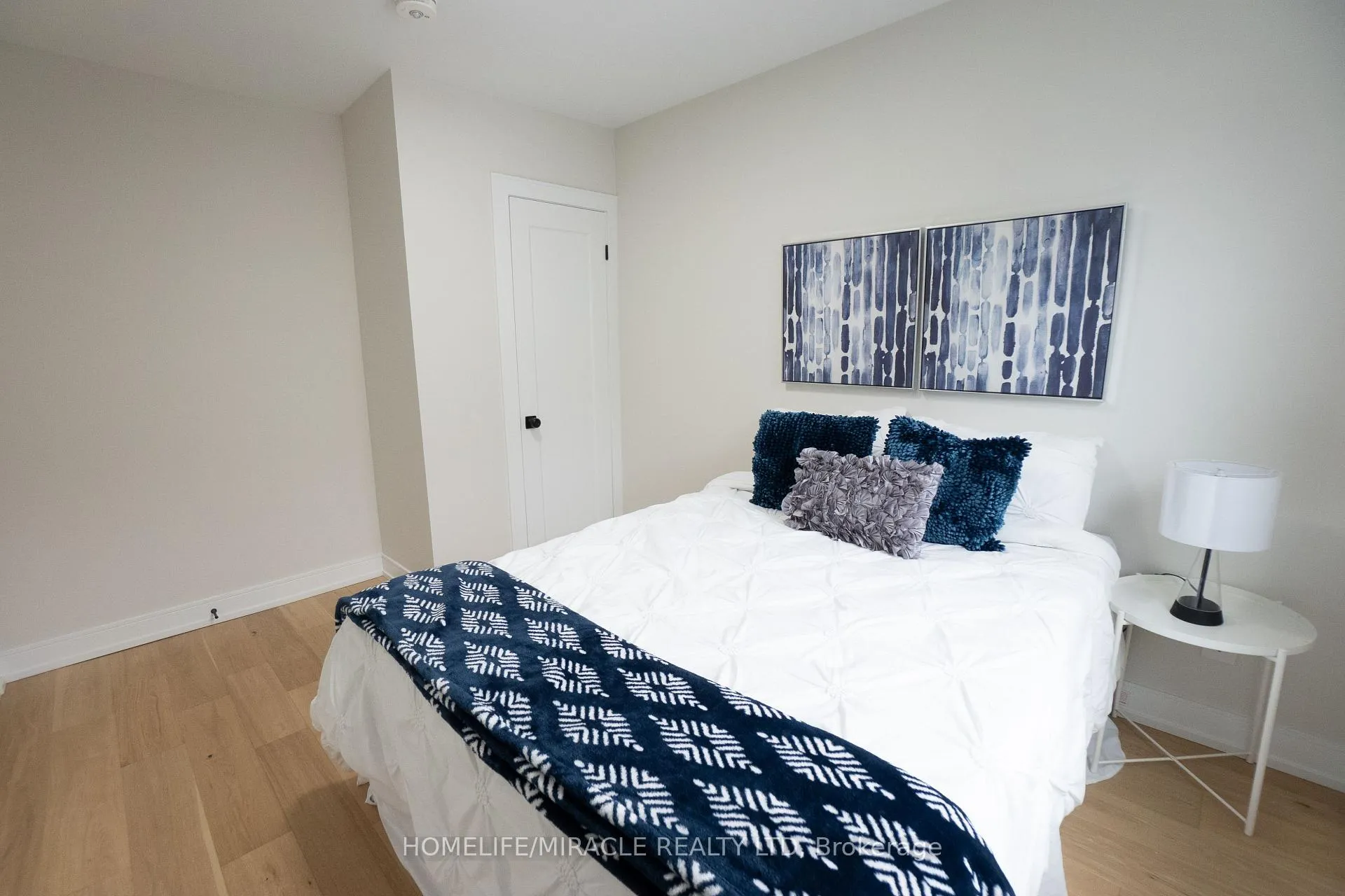 Photo 25 of 12 Thyra Avenue, Toronto, Crescent Town — HOMEH