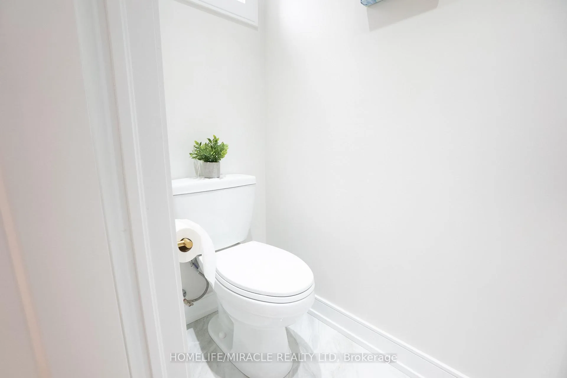 Photo 28 of 12 Thyra Avenue, Toronto, Crescent Town — HOMEH