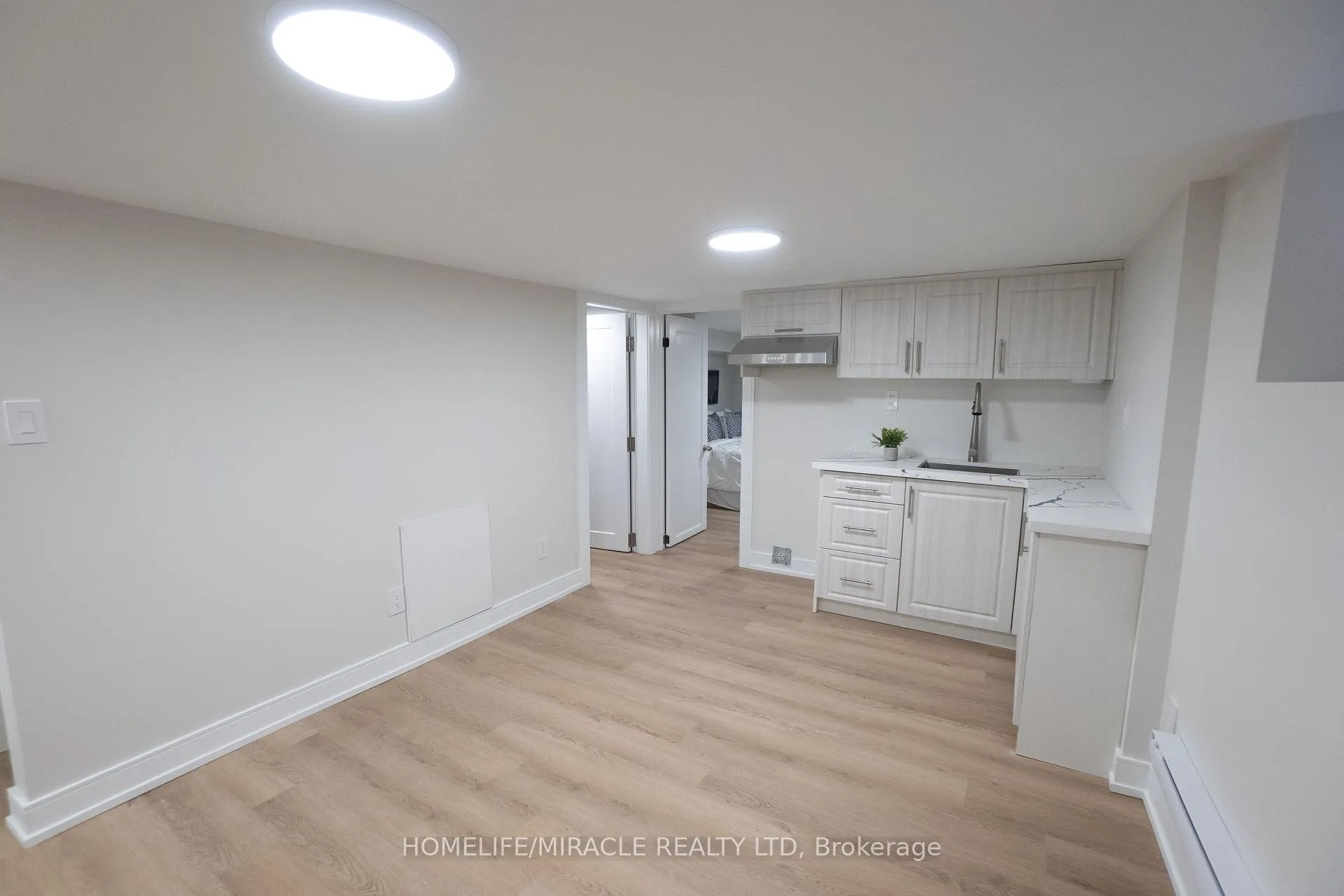 Photo 31 of 12 Thyra Avenue, Toronto, Crescent Town — HOMEH