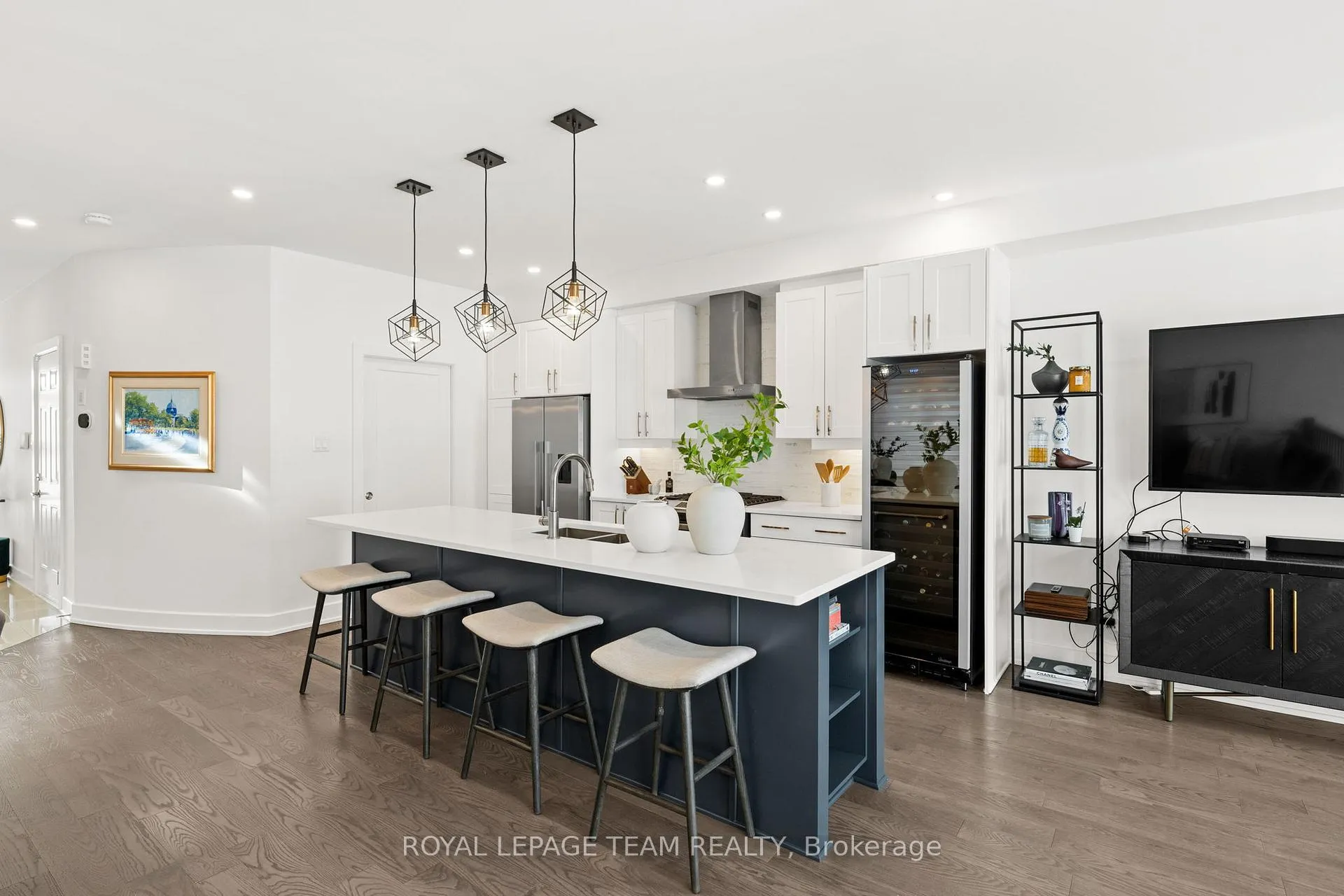 Photo 12 of 143 Avro Circle, Ottawa, CFB Rockcliffe and Area — HOMEH