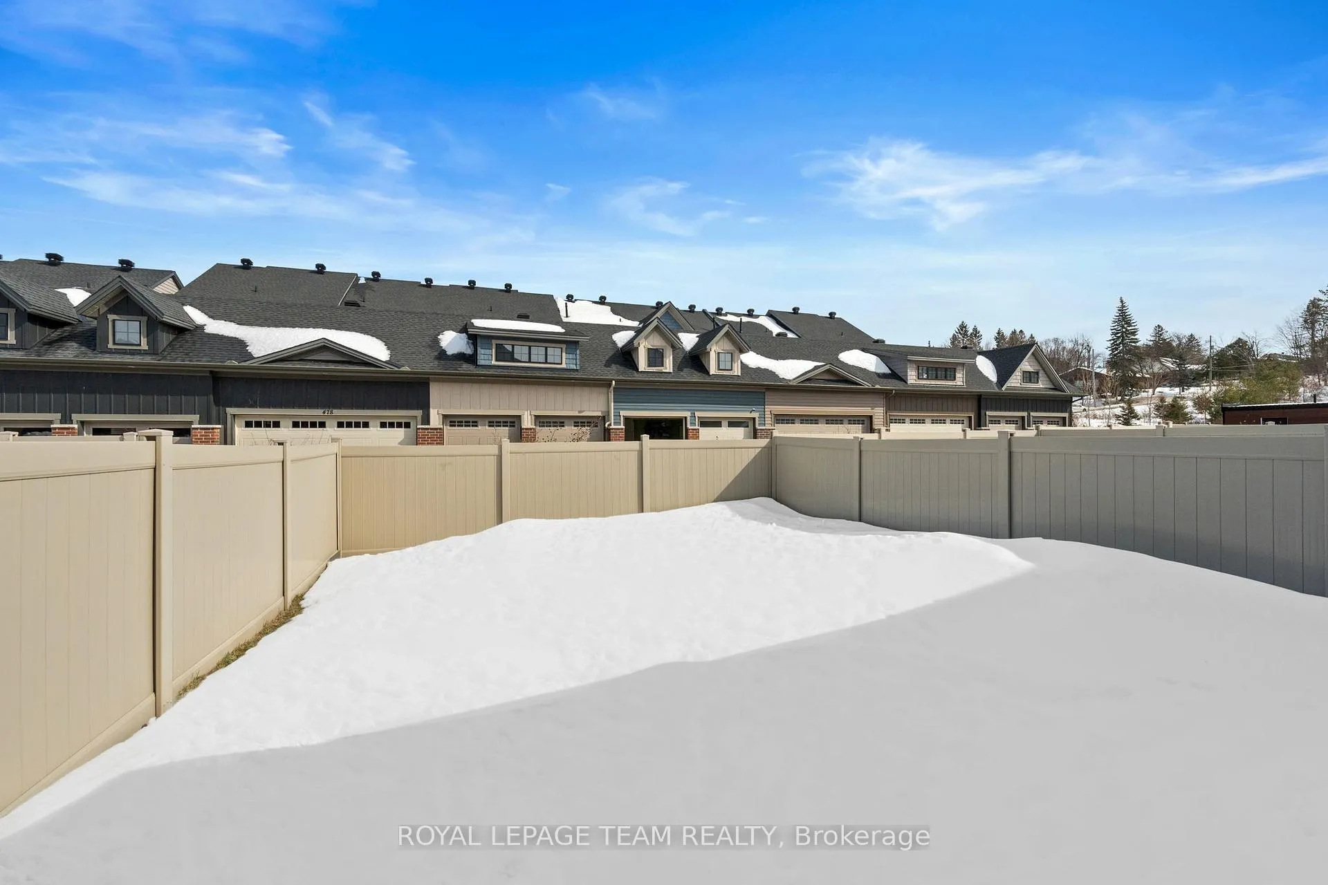 Photo 43 of 143 Avro Circle, Ottawa, CFB Rockcliffe and Area — HOMEH
