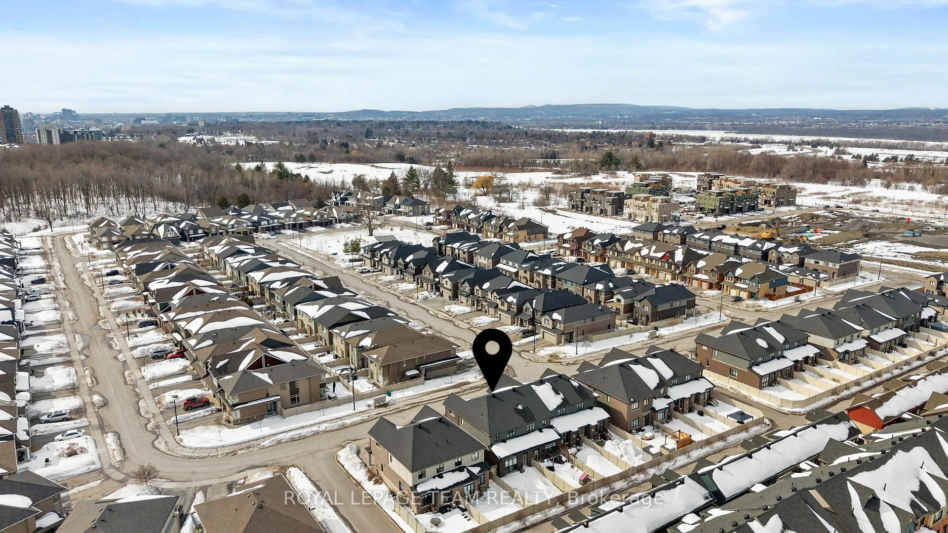 Photo 46 of 143 Avro Circle, Ottawa, CFB Rockcliffe and Area — HOMEH
