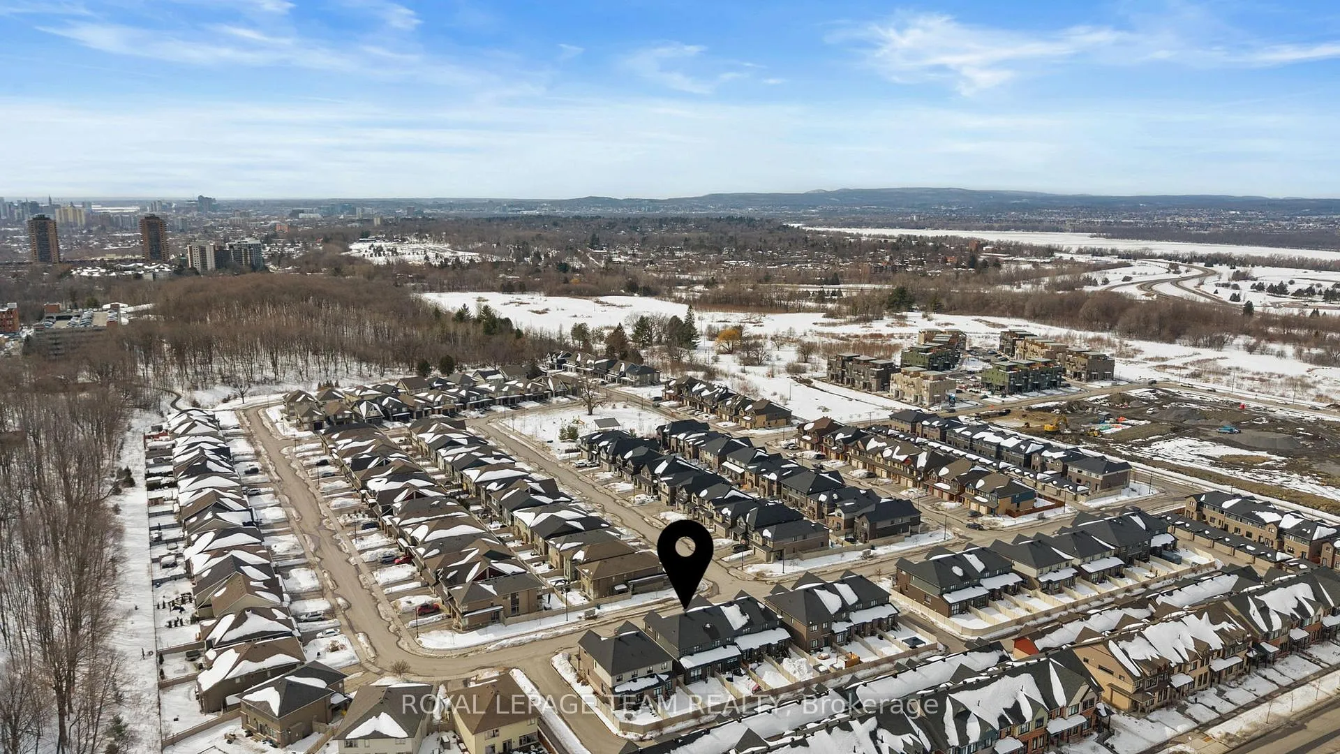 Photo 49 of 143 Avro Circle, Ottawa, CFB Rockcliffe and Area — HOMEH