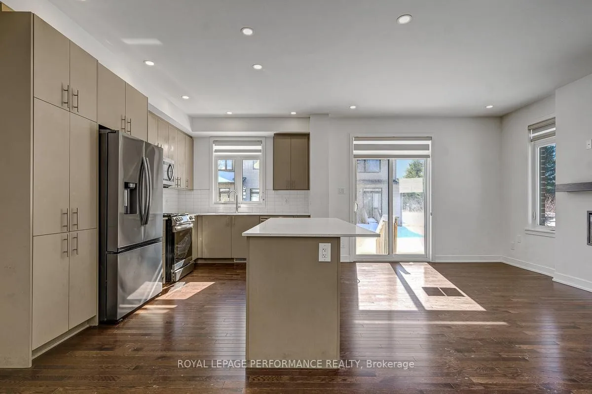 Photo 7 of 51 Moosonee Crescent, Ottawa, Riverside South/Gloucester Glen — HOMEH