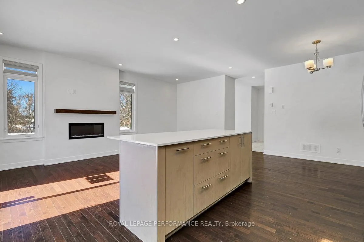 Photo 15 of 51 Moosonee Crescent, Ottawa, Riverside South/Gloucester Glen — HOMEH