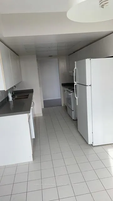 Photo 2 of Unit 722, 7905 Bayview Avenue, Markham, Aileen-Willowbrook — HOMEH